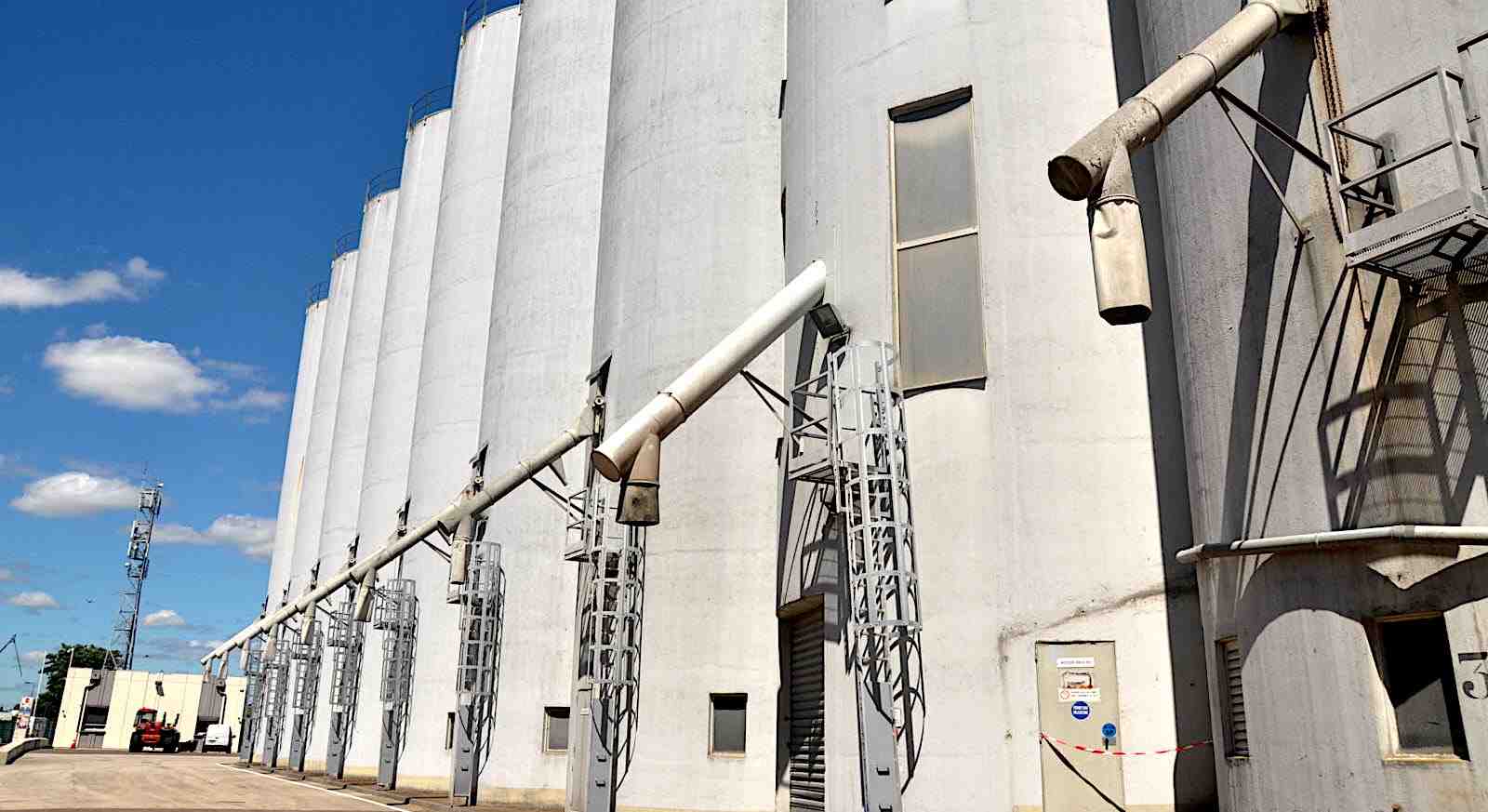 silos