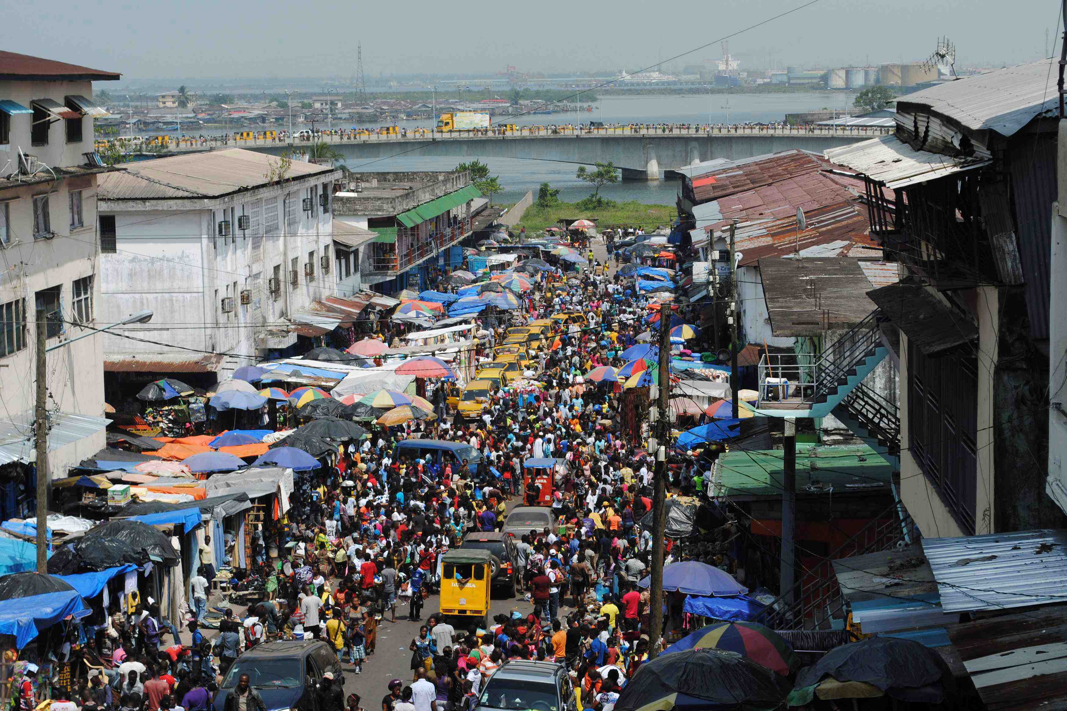 Couvre-feu pour ebola leve au liberia pour le reveillon