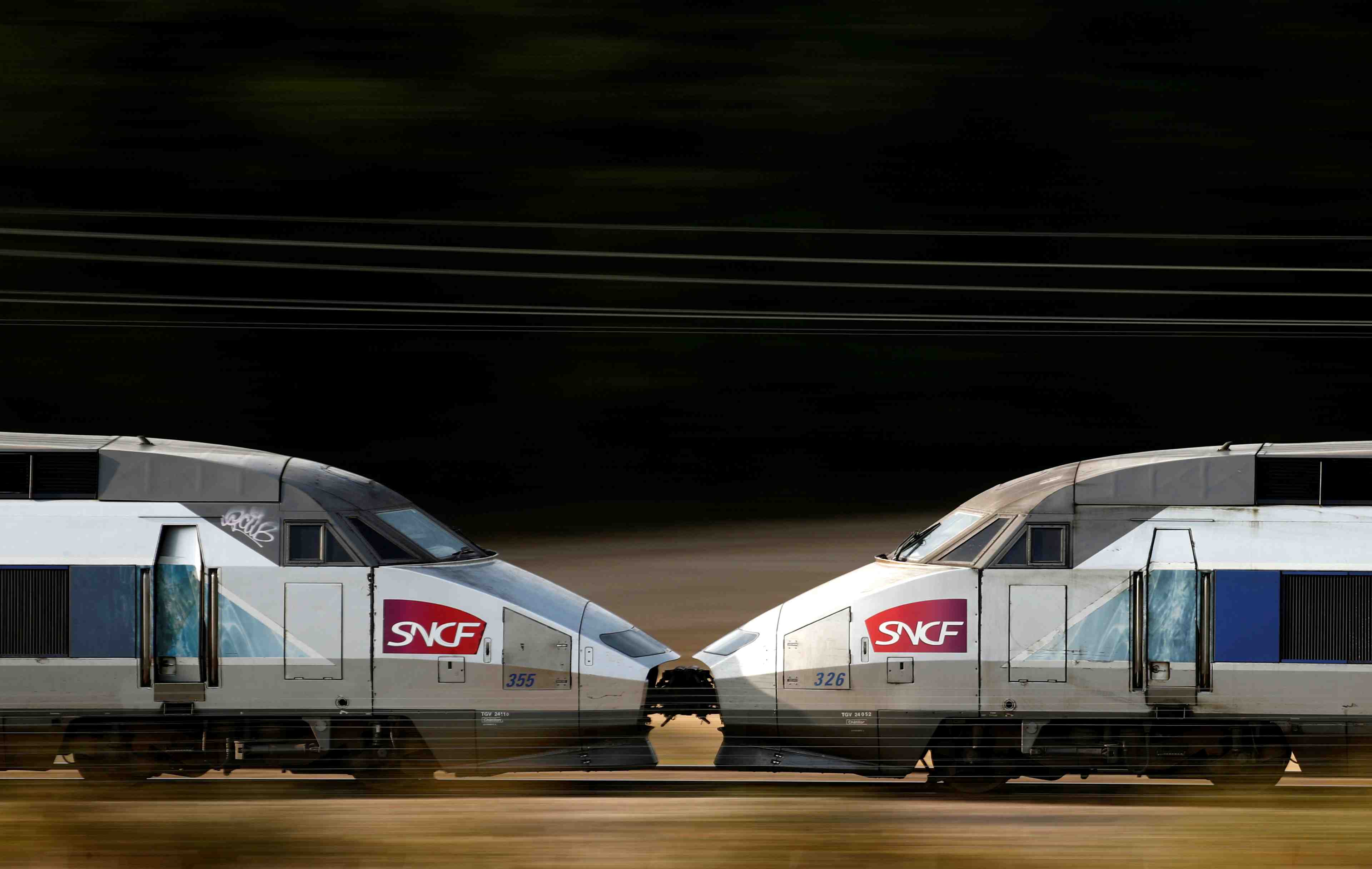 Les syndicats radicaux de la sncf en danger