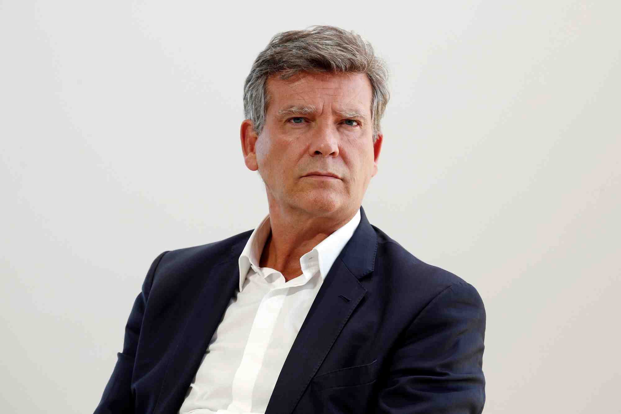 France: l'ex-ministre montebourg candidat a l'election presidentielle