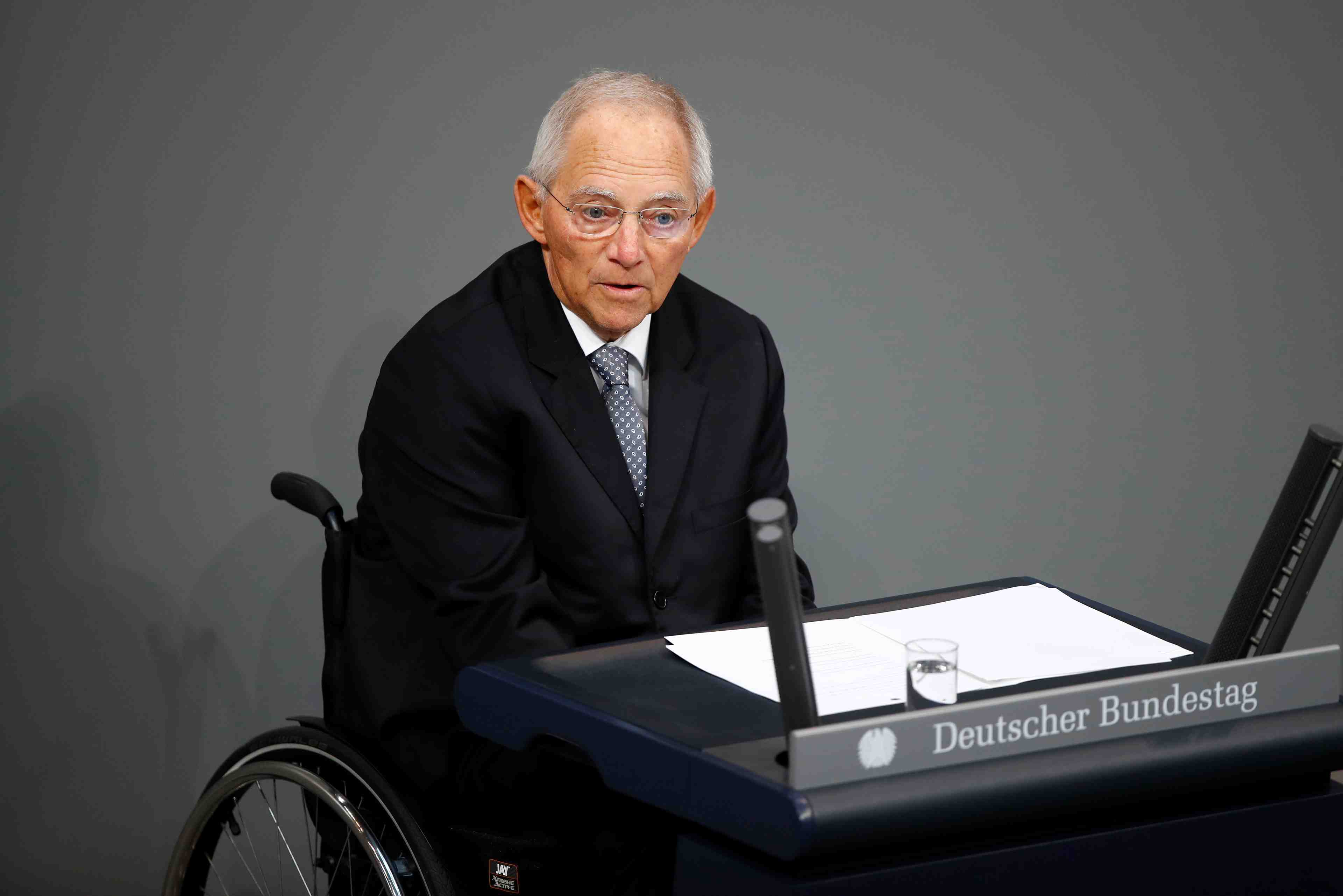 Si le spd part, la cdu/csu pourrait gouverner seule, estime schauble