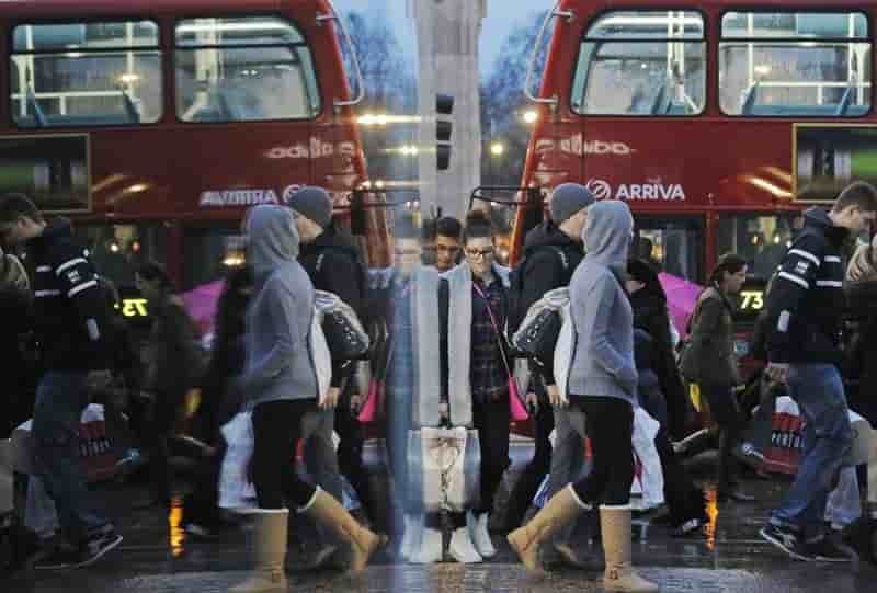 La confiance du consommateur britannique à un pic depuis 2007