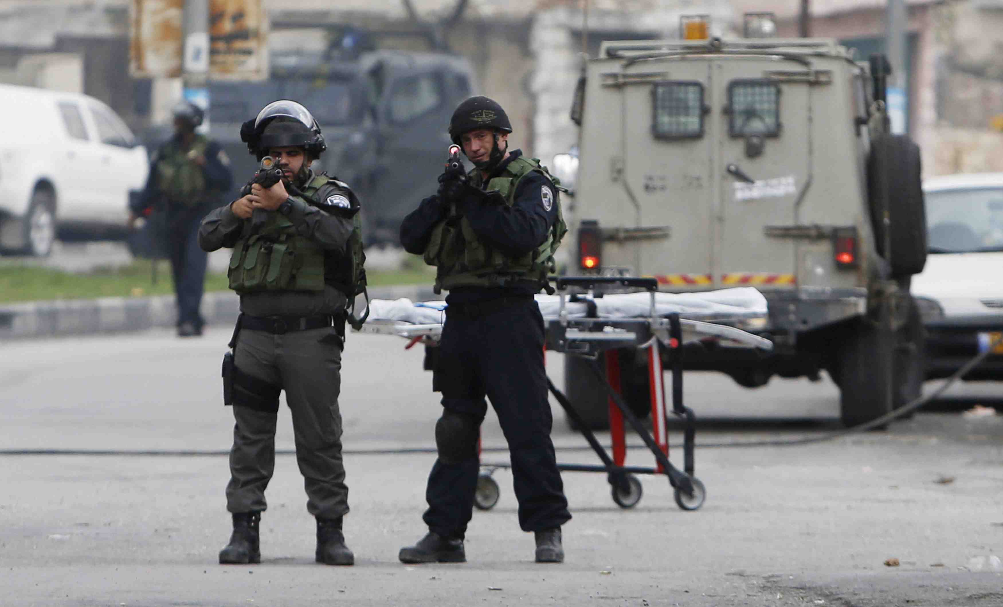 Une palestinienne de 72 ans abattue a un point de controle en cisjordanie