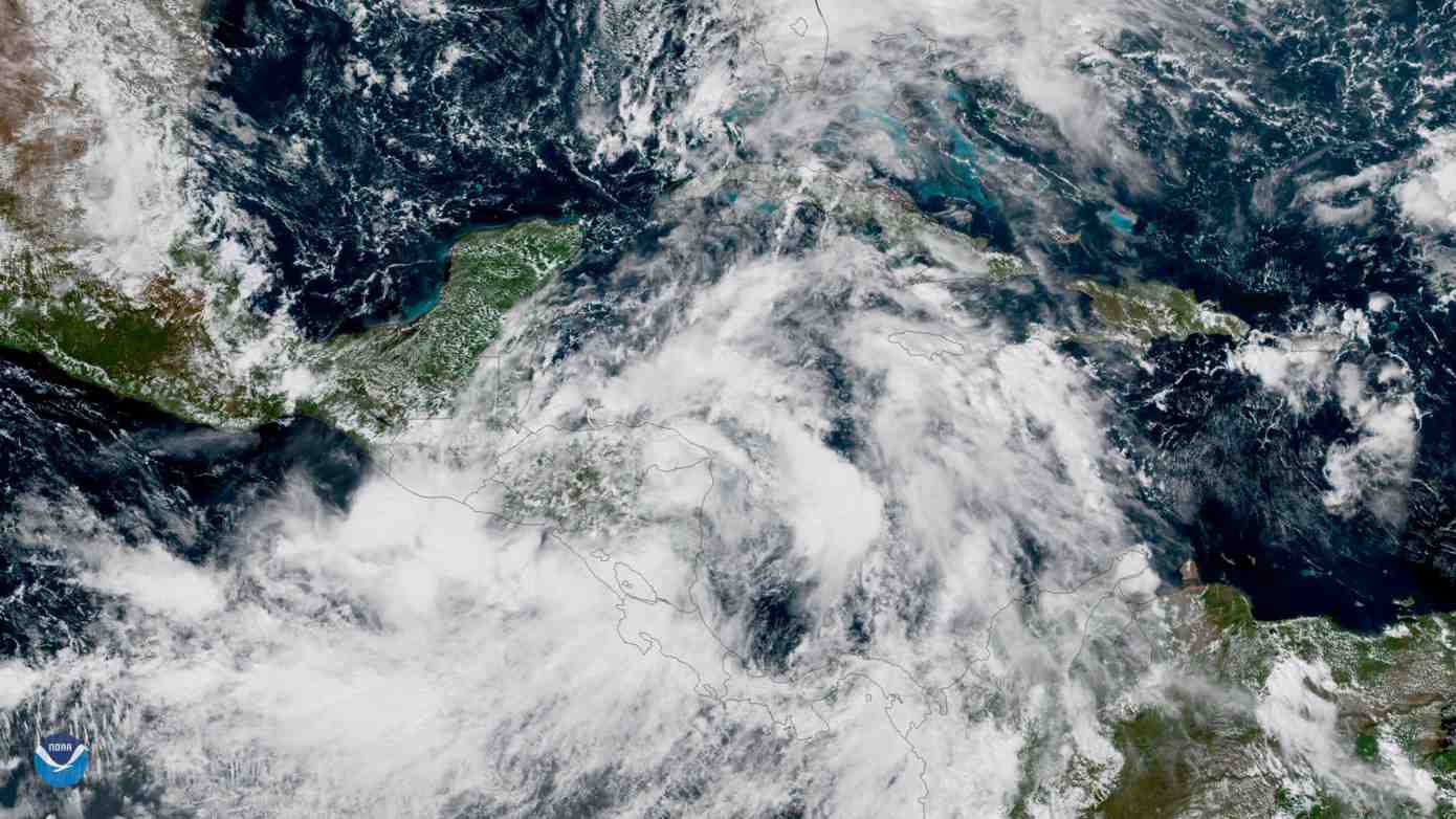 L'ouragan nate va se renforcer avant d'atteindre les etats-unis