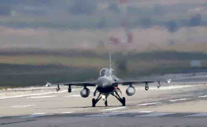 Raids aeriens turcs contre des miliciens kurdes en syrie