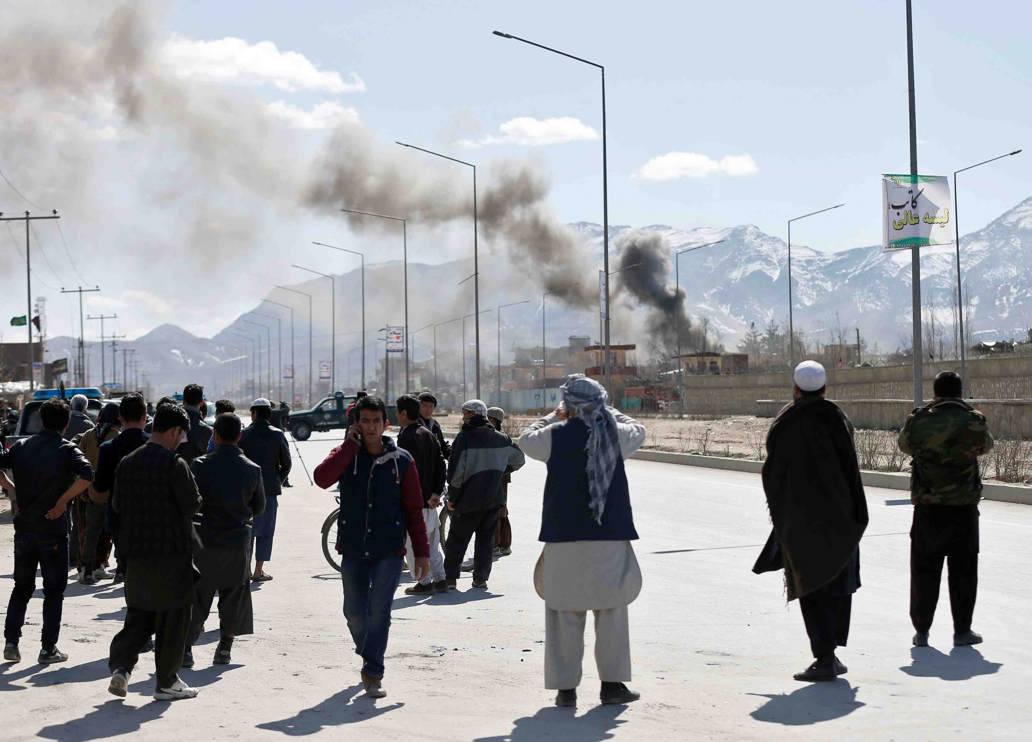 Explosions et fusillade dans kaboul