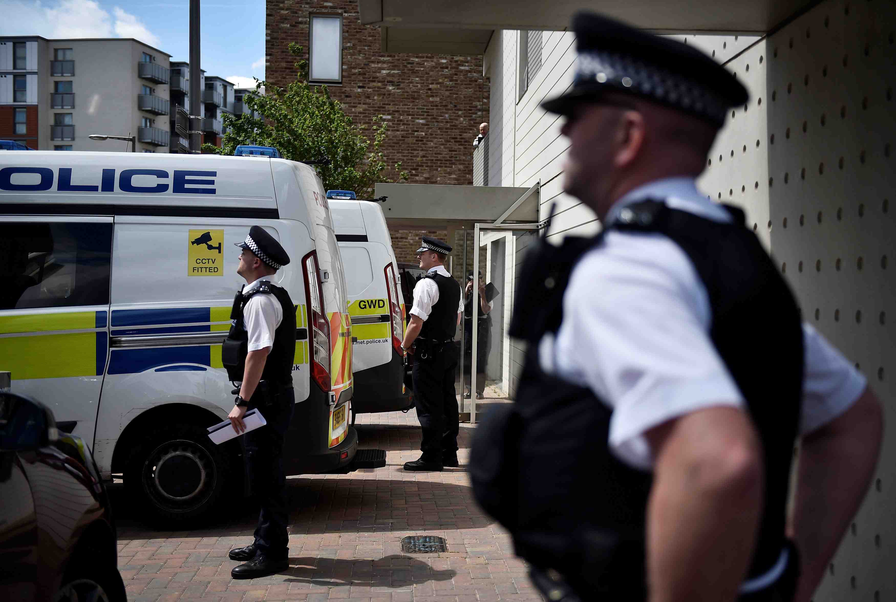 Plusieurs interpellations dans l'est de londres apres l'attentat
