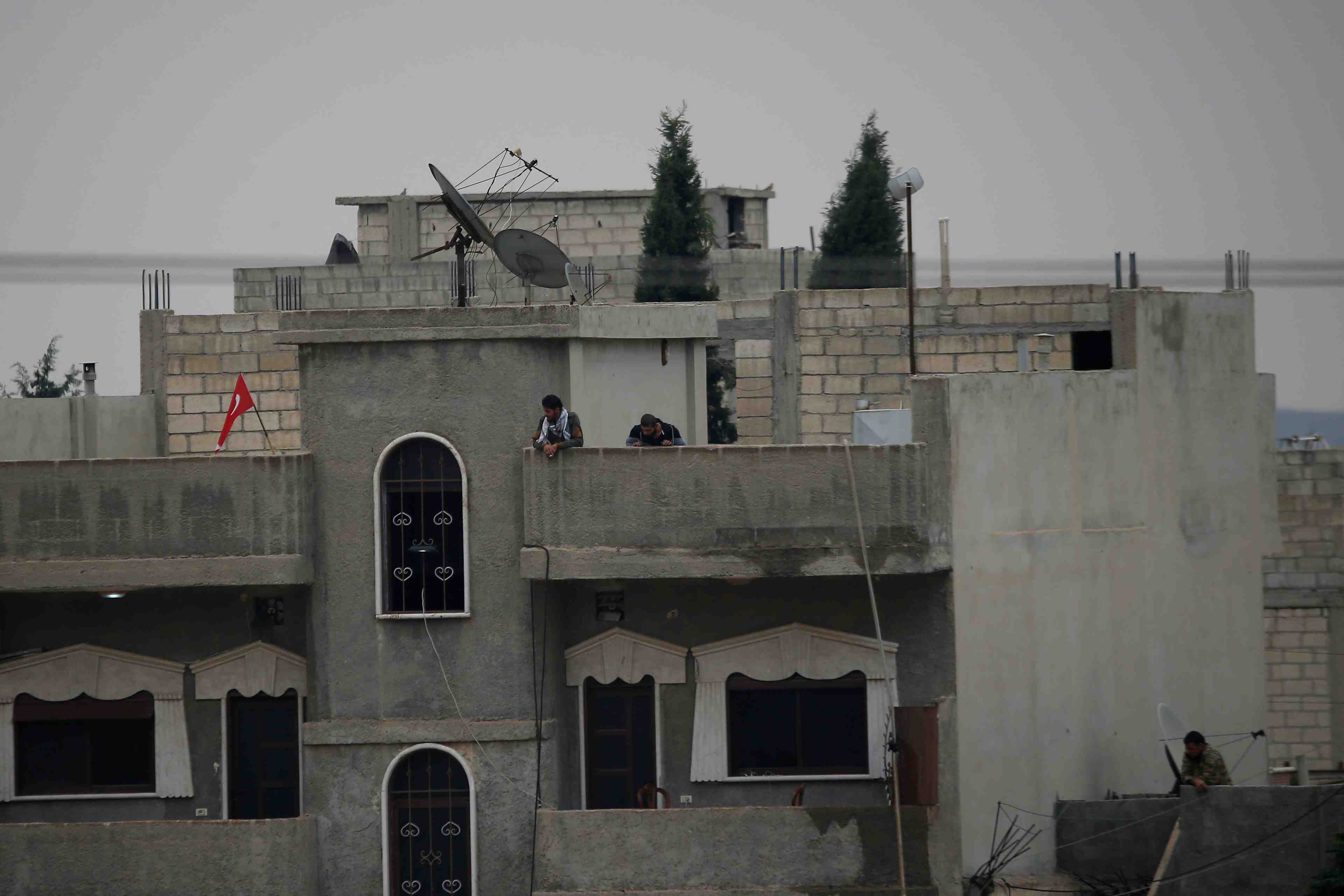 Affrontements entre l'armee syrienne et les forces turques