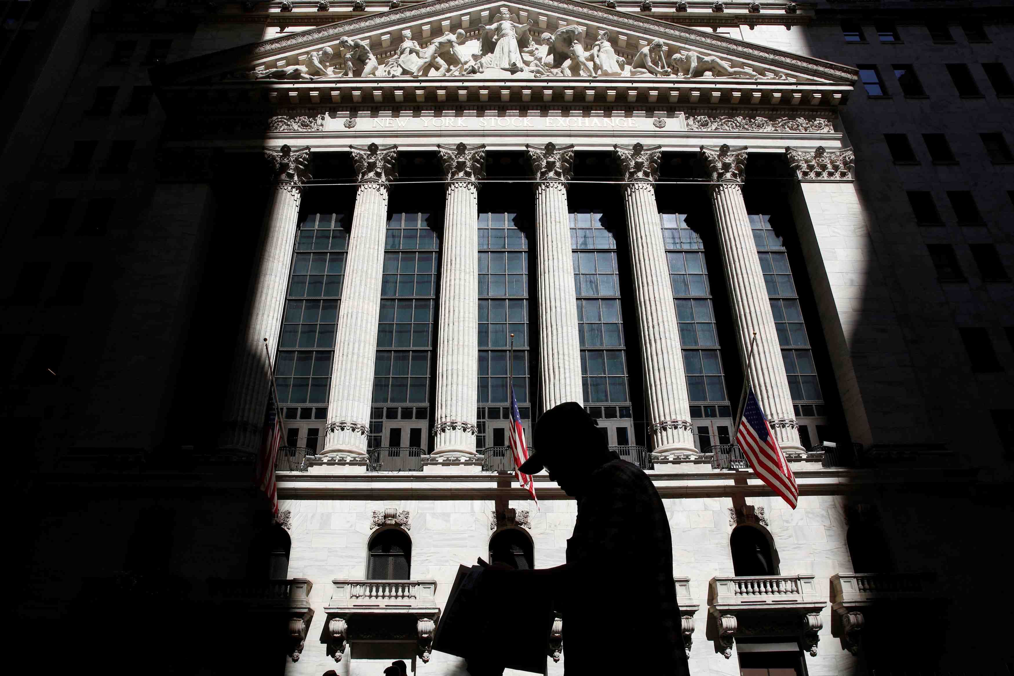 Leger repli a wall street a l’ouverture