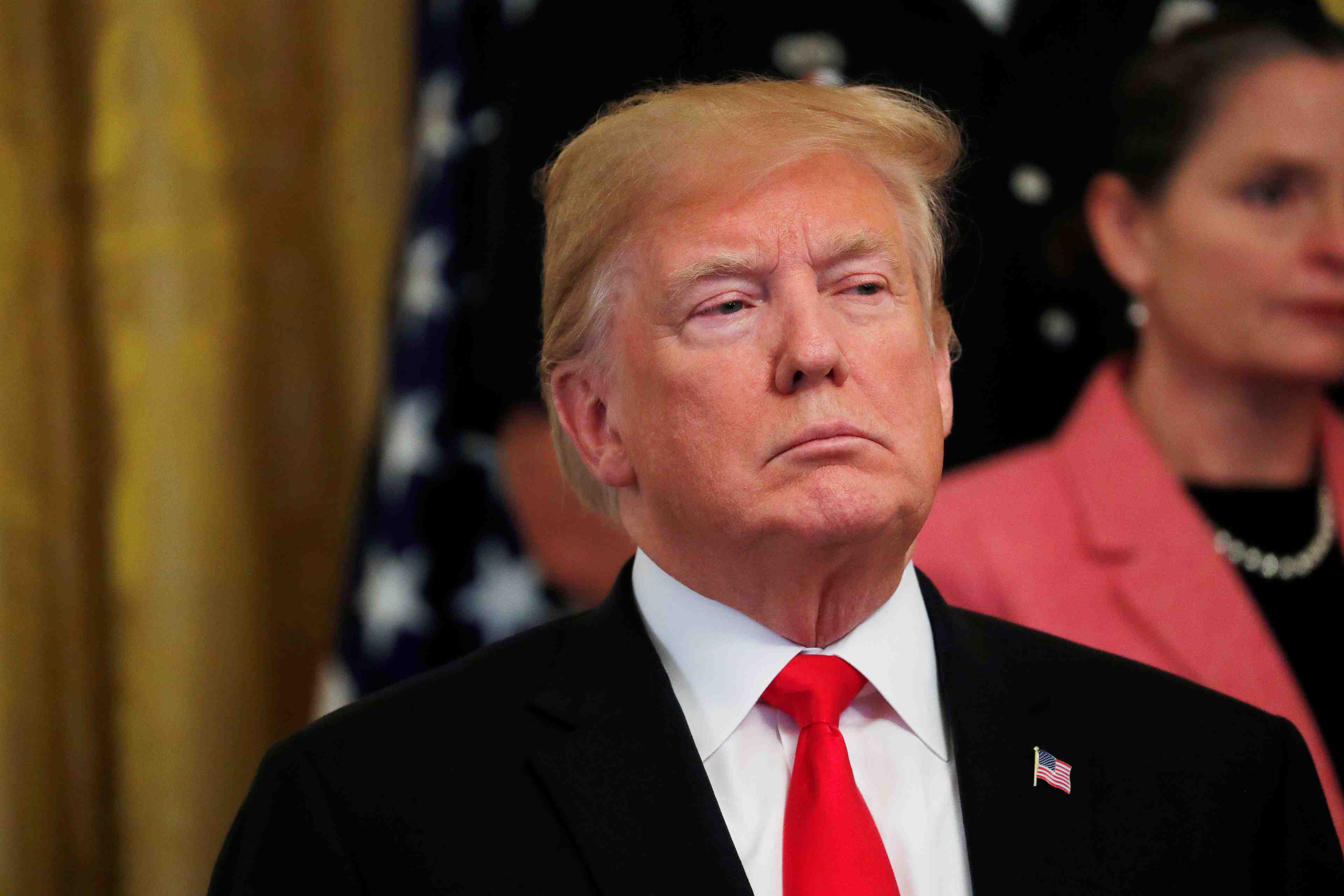 Colis pieges: la reaction de trump "sonne creux", denoncent les democrates