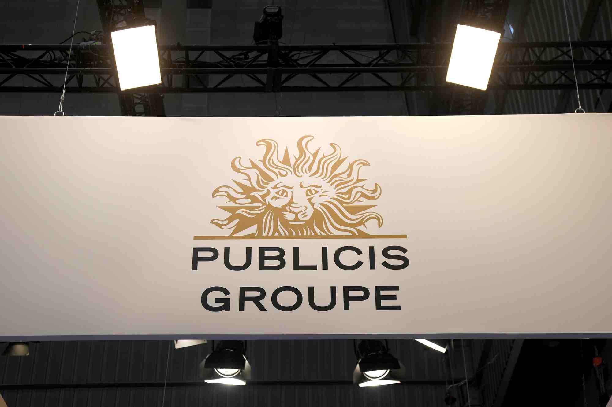 Les ventes de publicis se contractent de 4,5% en organique au 4e trimestre
