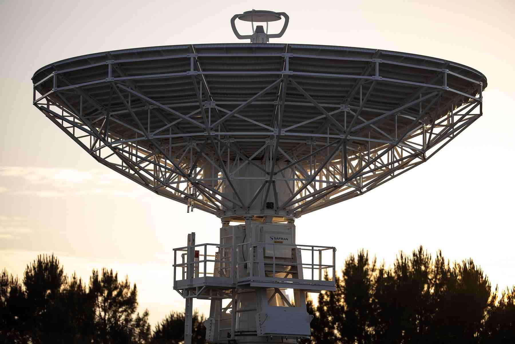 Safran Data Systems Safran Electronics & Defense
