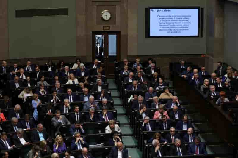 La pologne recule sur sa loi sur l'holocauste
