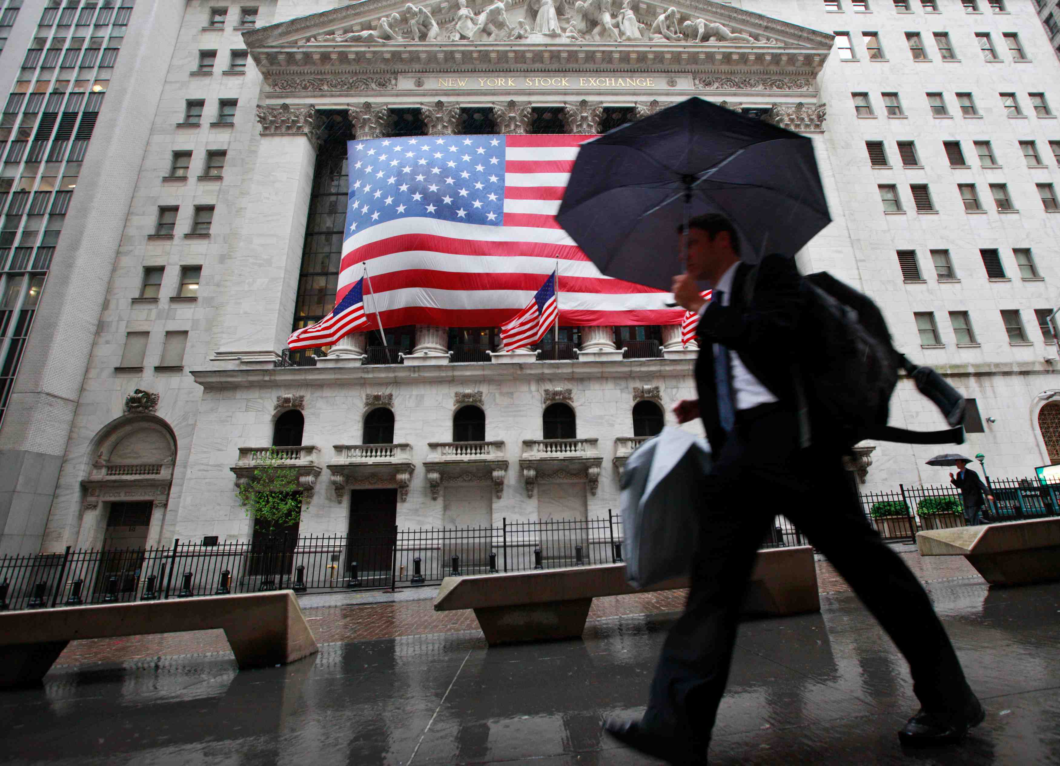 Wall street ouvre dans le rouge