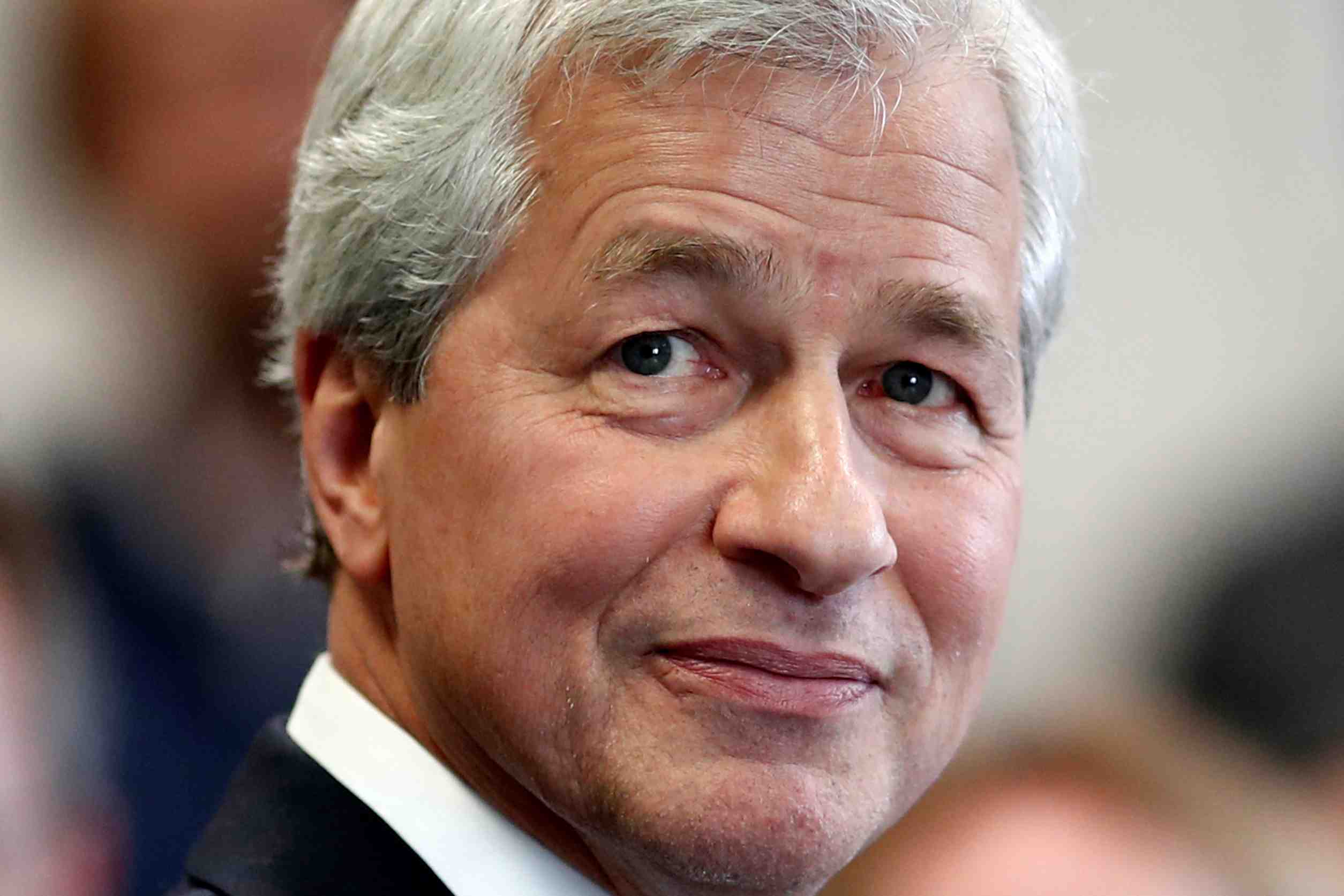 Pour dimon (jpmorgan), on rachete ses actions quand le titre est bas