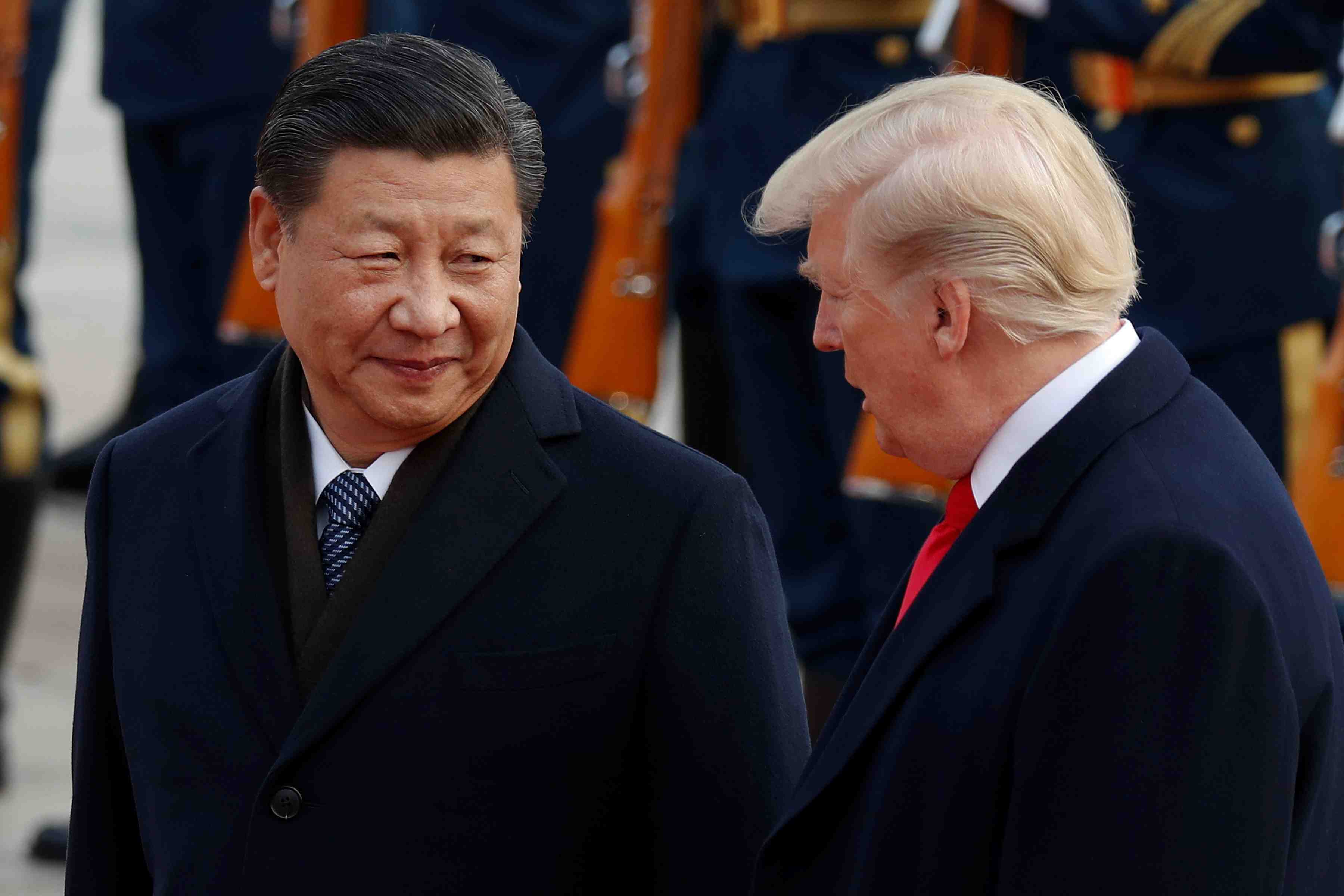 Bolton accuse trump d'avoir sollicite l'aide de xi pour sa reelection