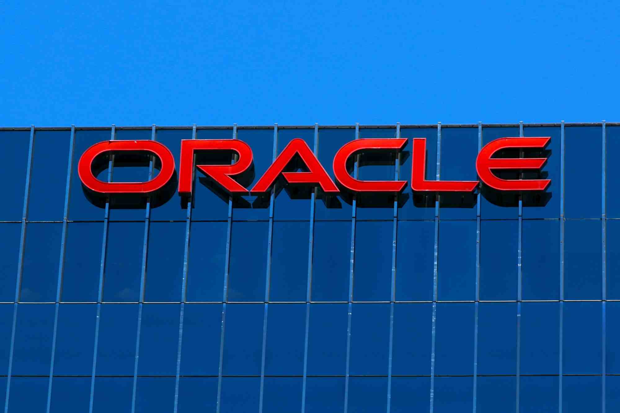 La commission europeenne autorise sans conditions l'acquisition de cerner par oracle