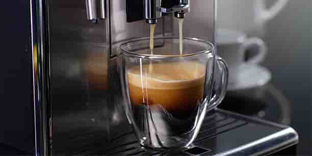 Découvrez la machine à expresso avec broyeur DeLonghi Magnifica S