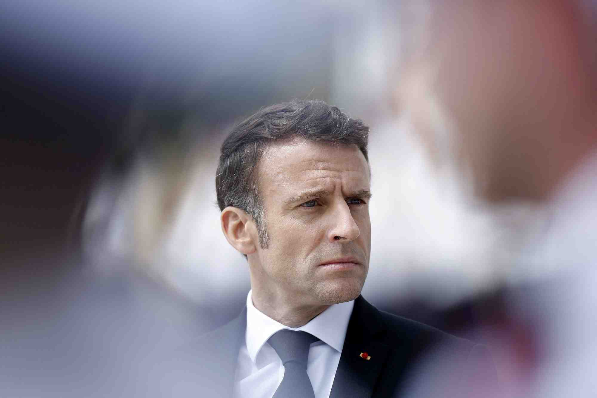 Le president francais emmanuel macron a roubaix