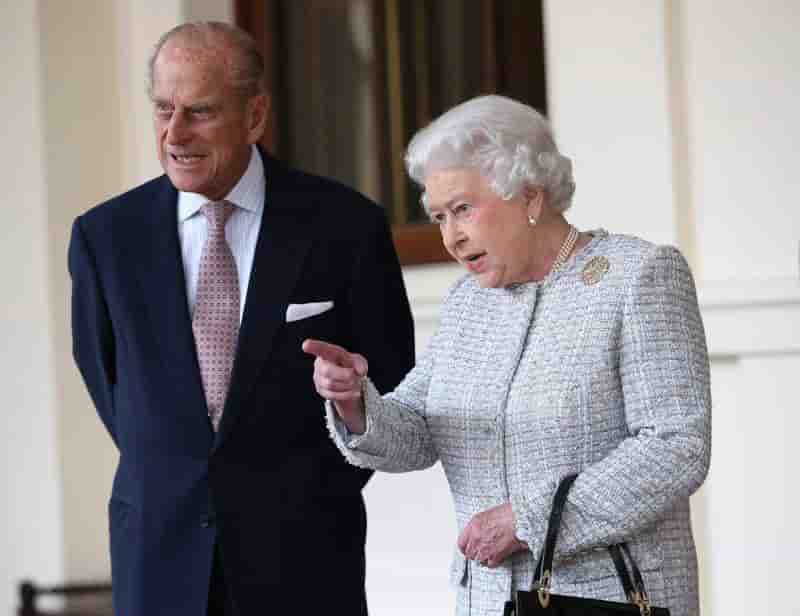 La reine Elisabeth a envoyé son premier tweet