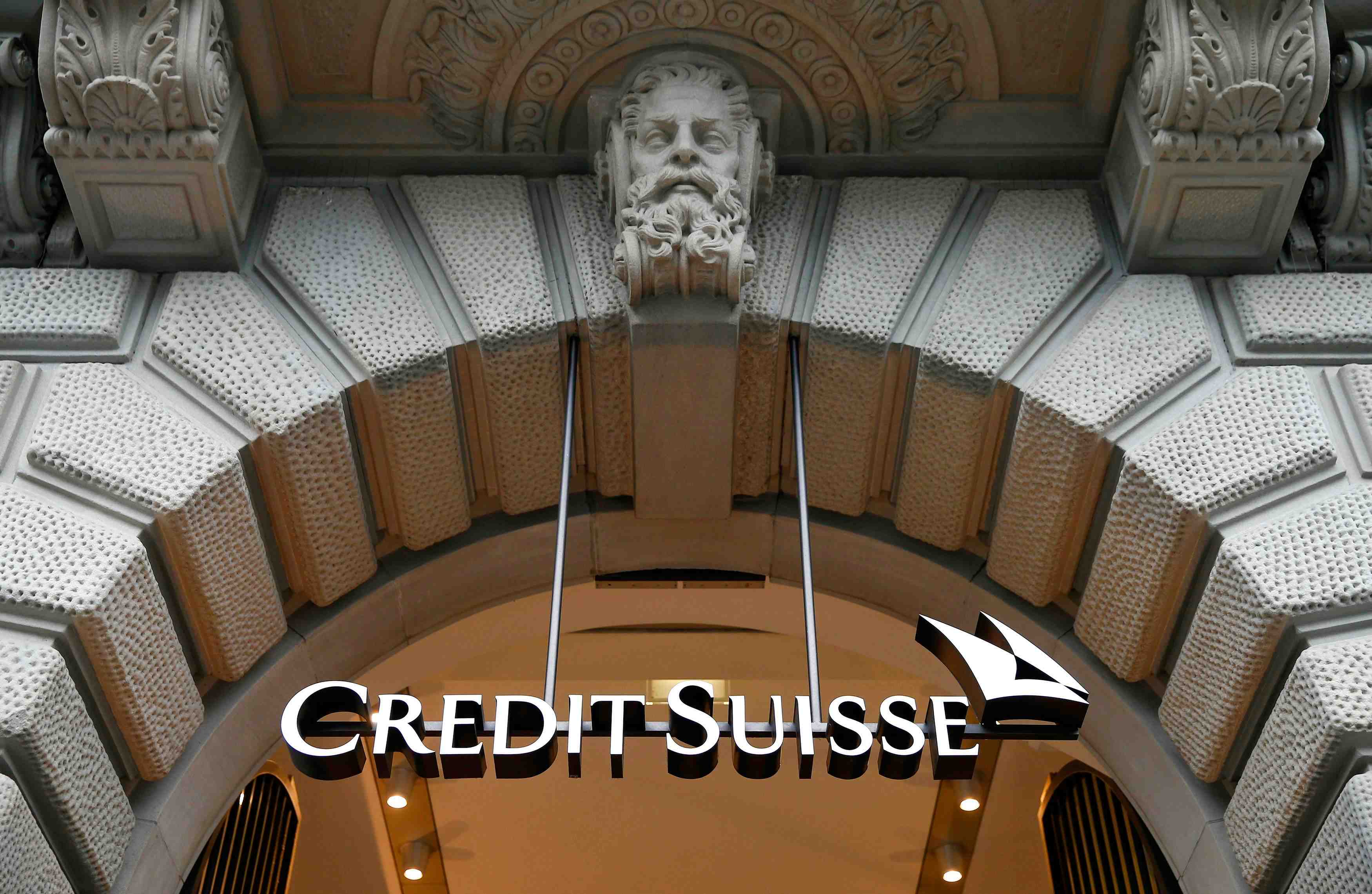 Credit suisse publie un benefice trimestriel meilleur que prevu