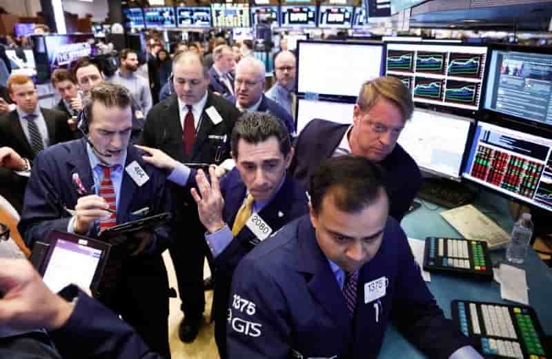 Wall street termine sur une note indecise
