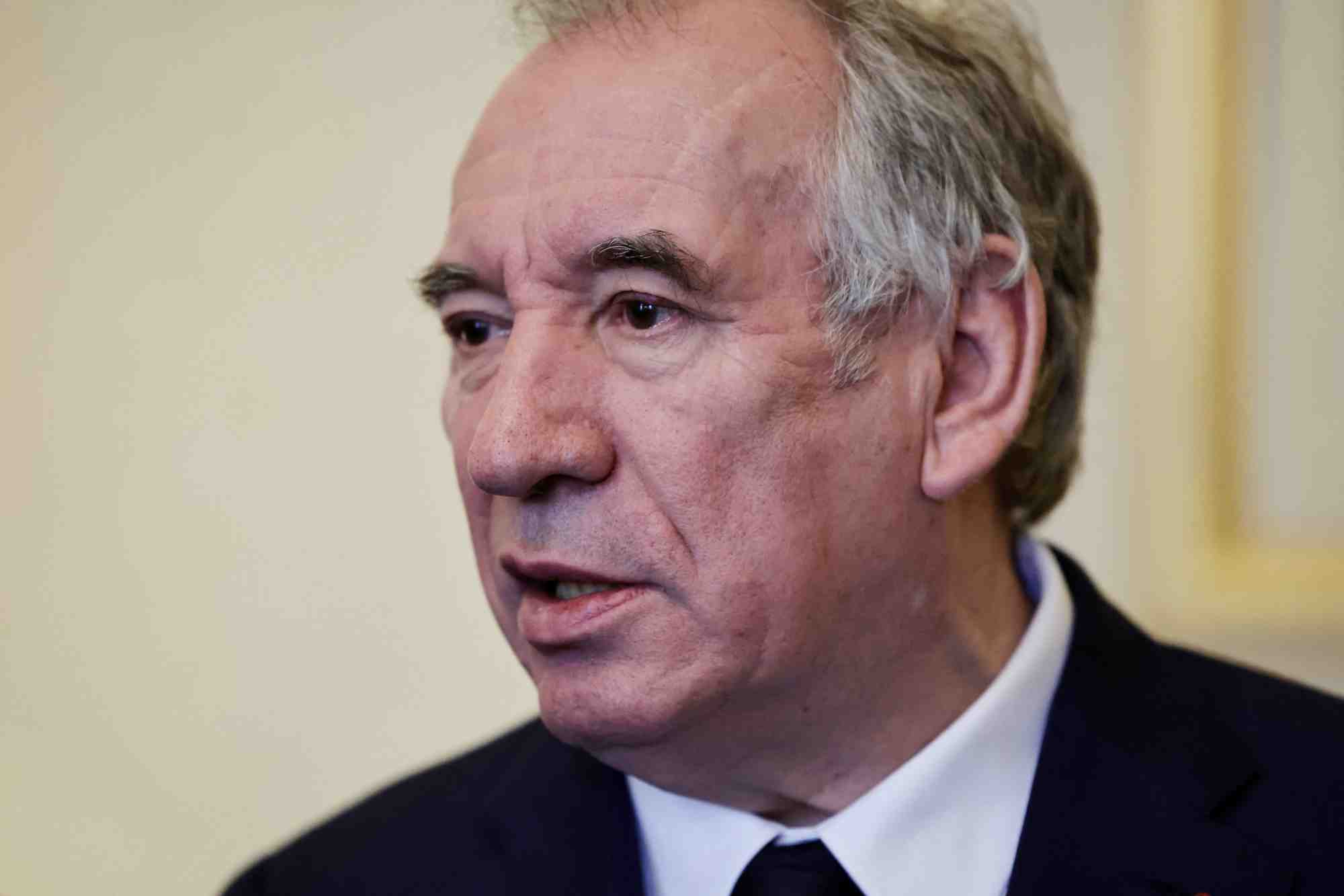 François Bayrou a exprimé sa « divergence » avec Edouard Philippe qui considère comme « complètement hors-sol » et « déjà totalement dépassé » le « conclave » autour des retraites.