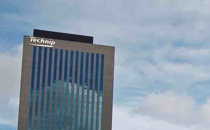 Technip, seule valeur en baisse a la bourse de paris a la mi-journee