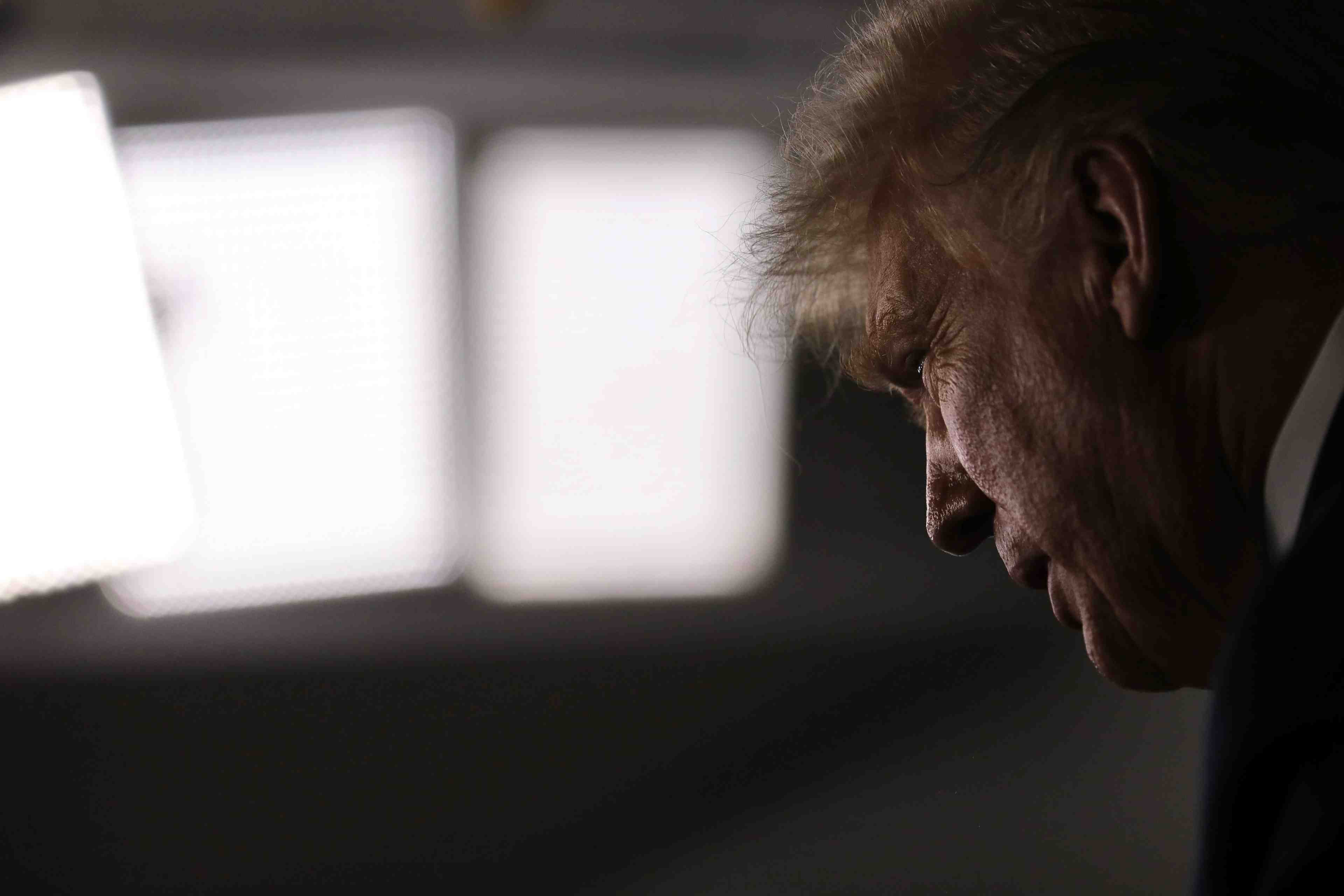 Usa: trump dit ne pas vouloir reporter l'election, s'inquiete du vote par correspondance