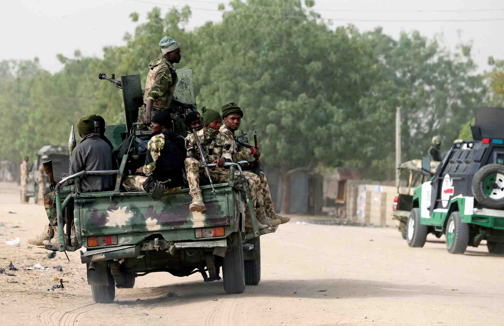 Plus de 100 insurges islamistes tues ces dernieres semaines dans la region du lac tchad