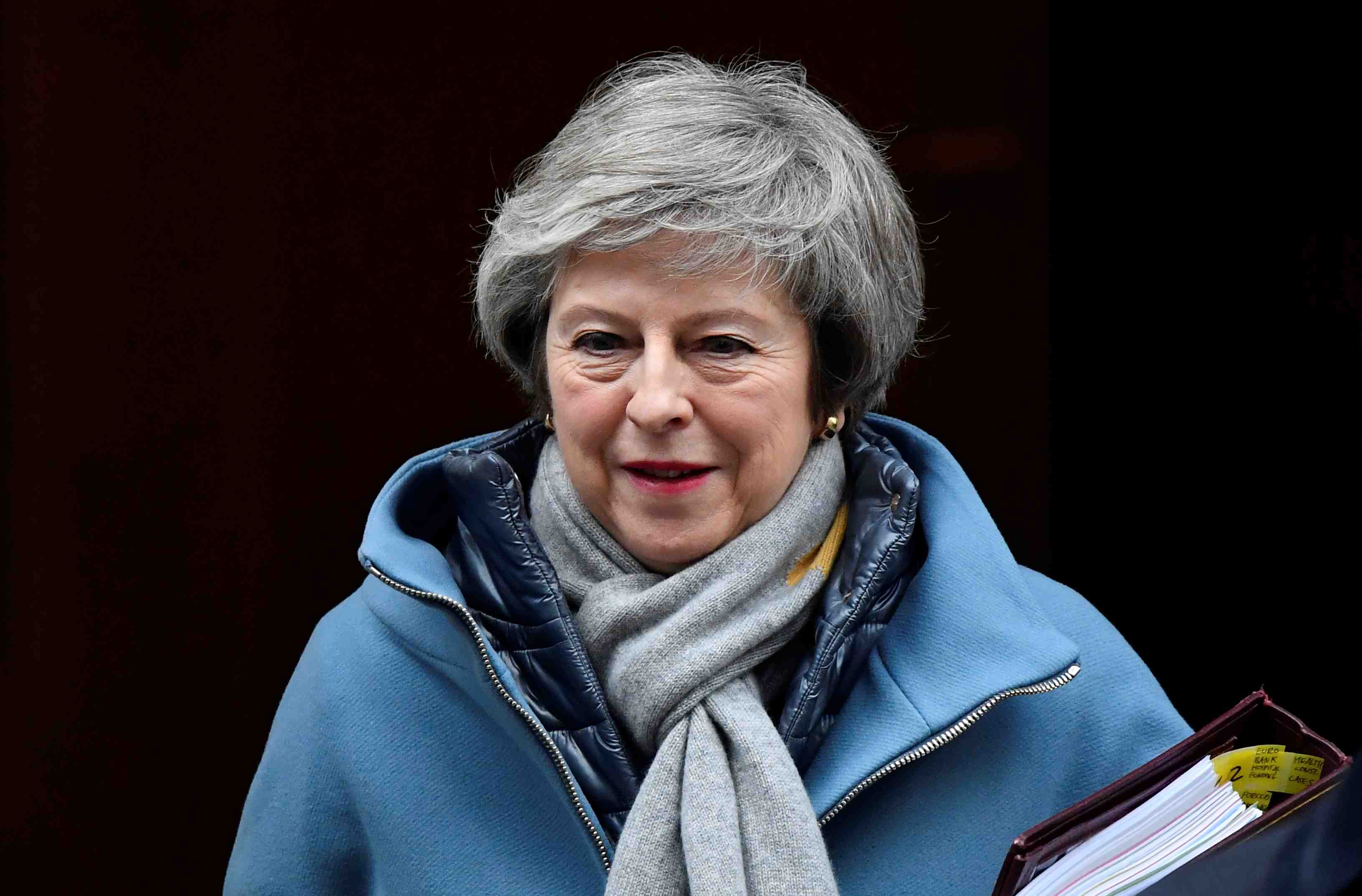 Brexit: un rejet de l'accord au parlement serait catastrophique, previent may