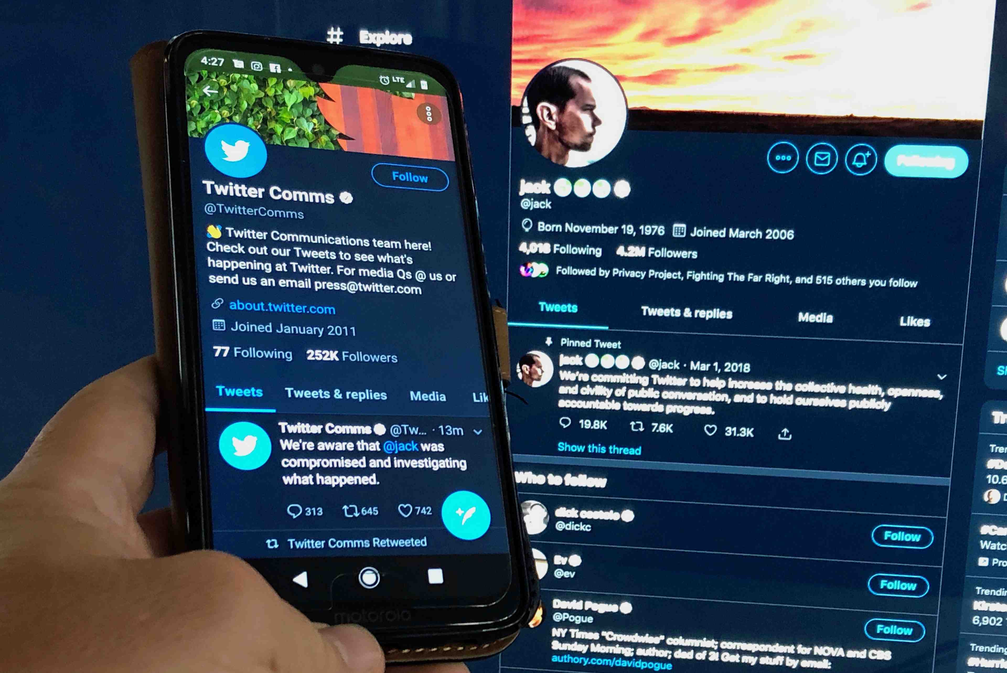 Le compte du pdg de twitter, pirate, a publie des messages racistes