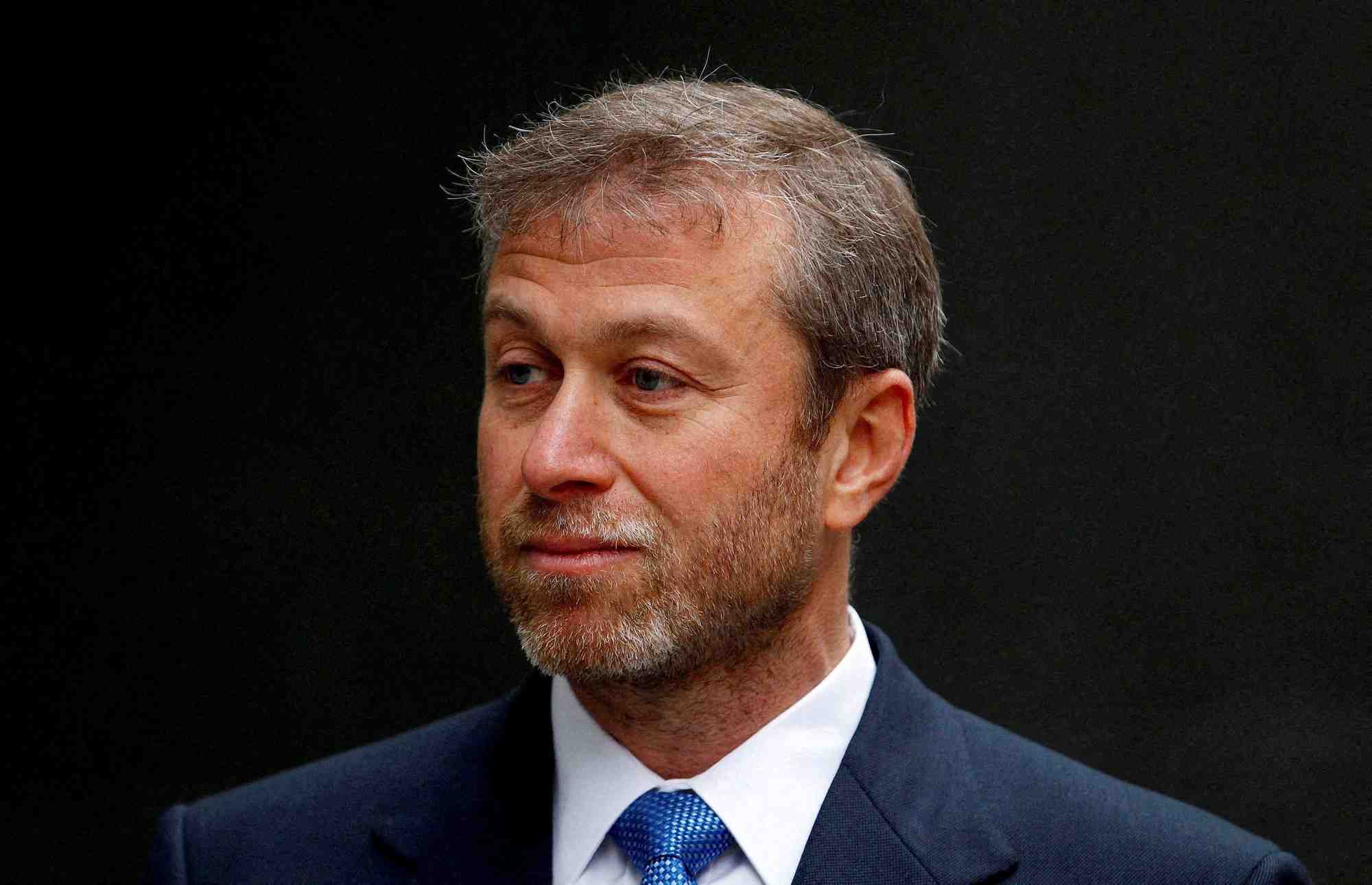 Le portugal a bloque la vente d'un manoir d'abramovich, rapporte la presse