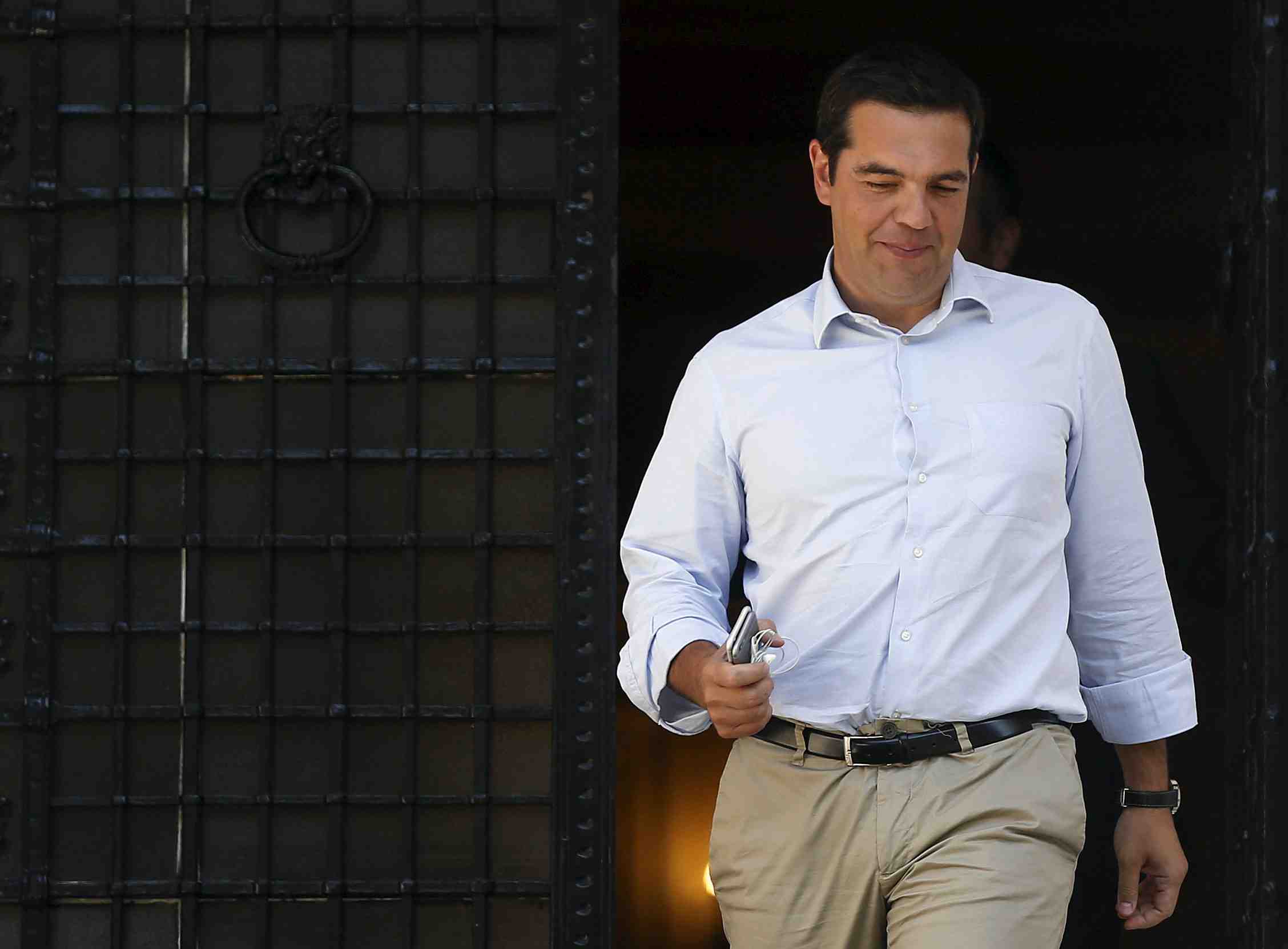 Des elections legislatives annoncees pour le 20 septembre en grece