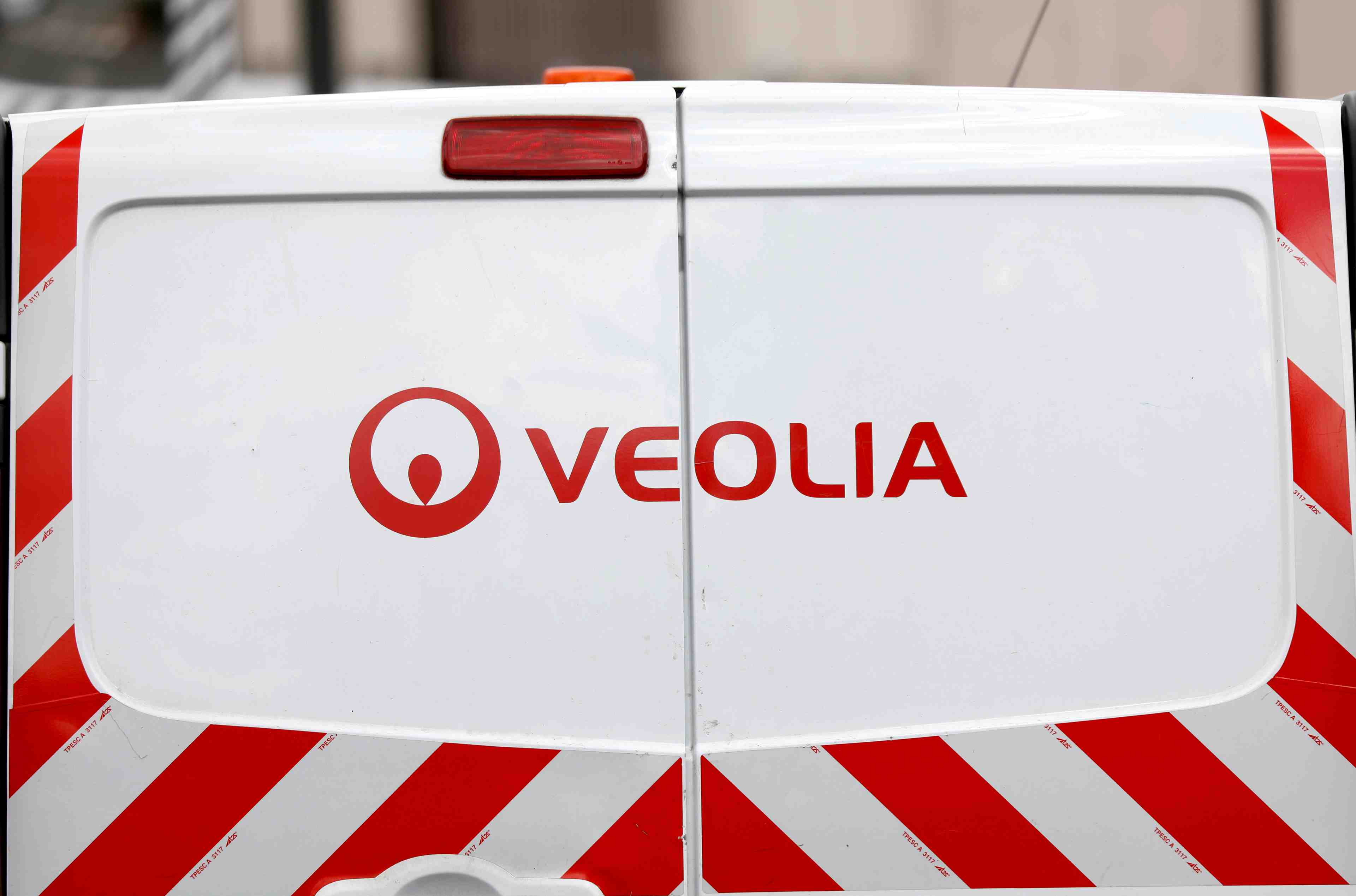 La justice suspend l'acquisition par veolia des parts d'engie dans suez