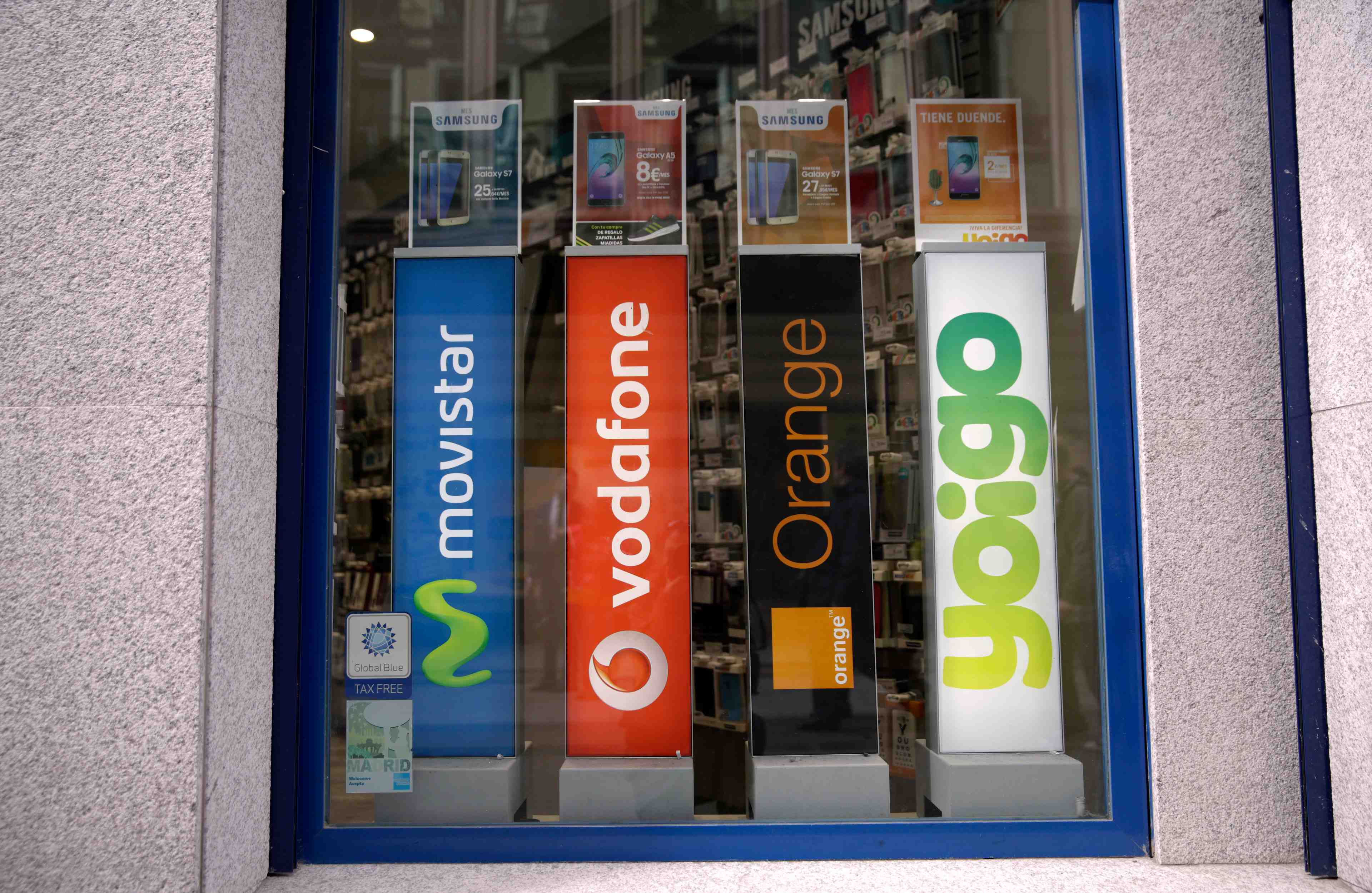 Orange a discute avec vodafone d'un rapprochement, selon bfm business