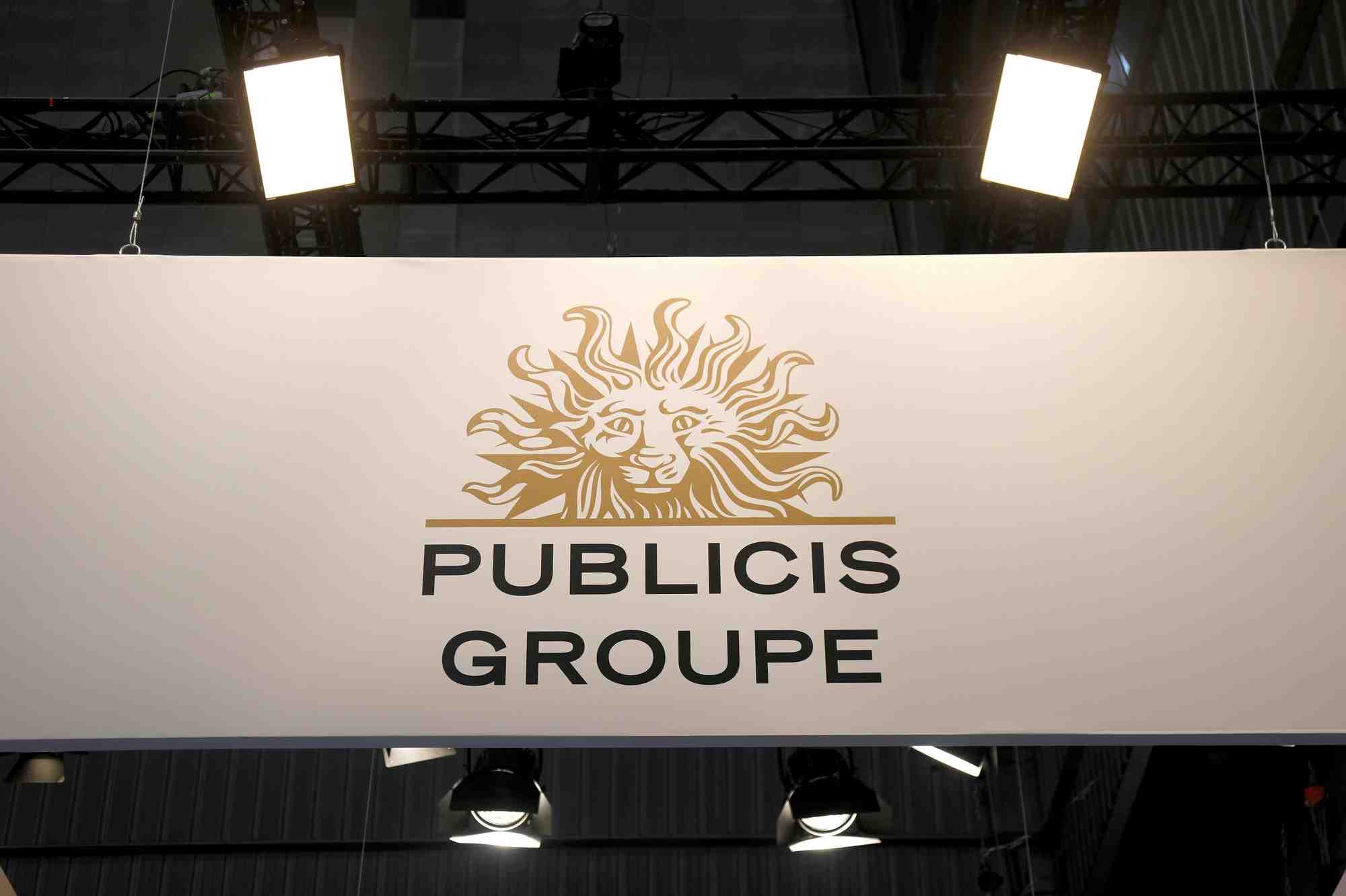 Publicis releve ses previsions apres un semestre record