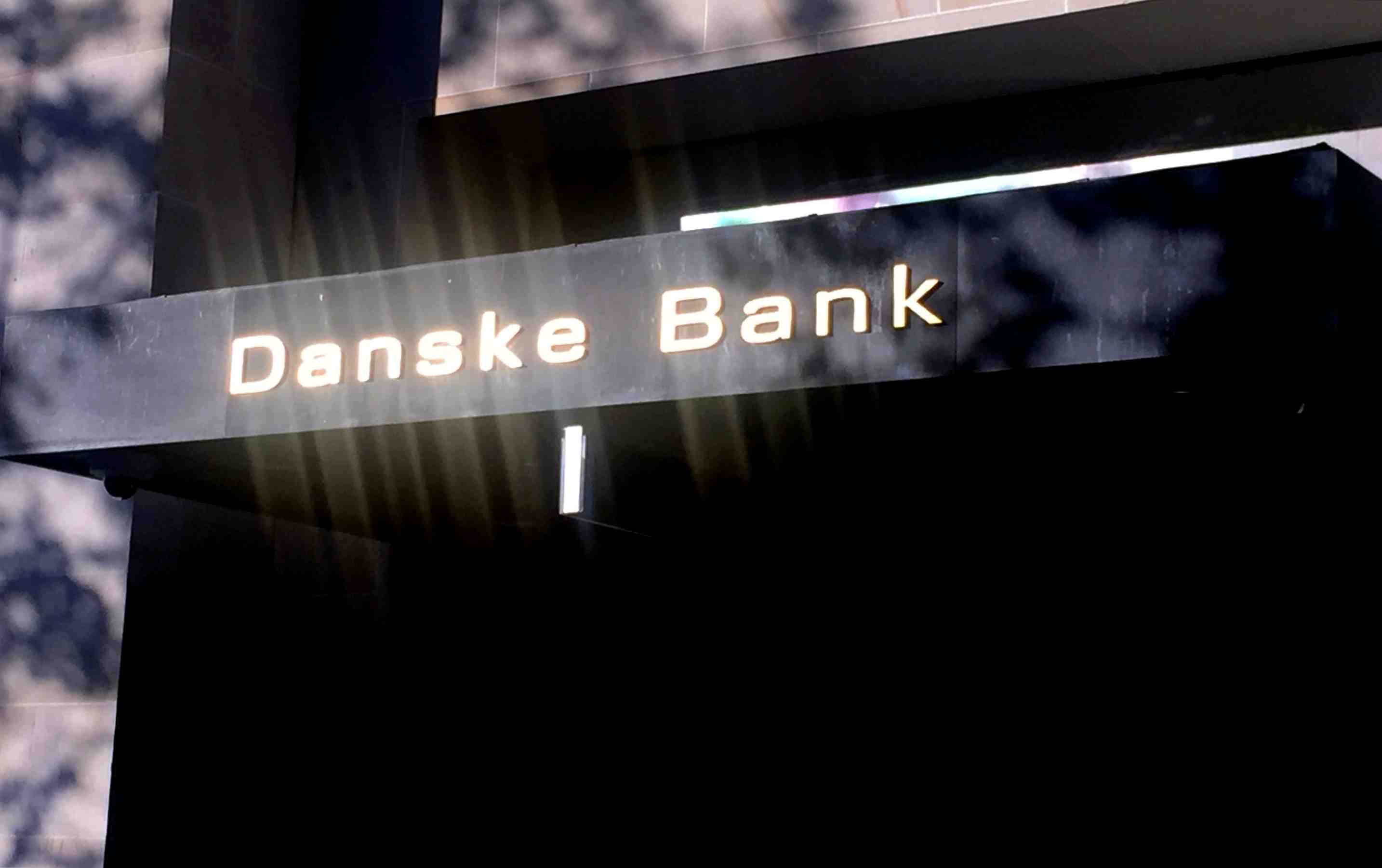 Danske bank abaisse ses previsions face au cout du scandale de blanchiment
