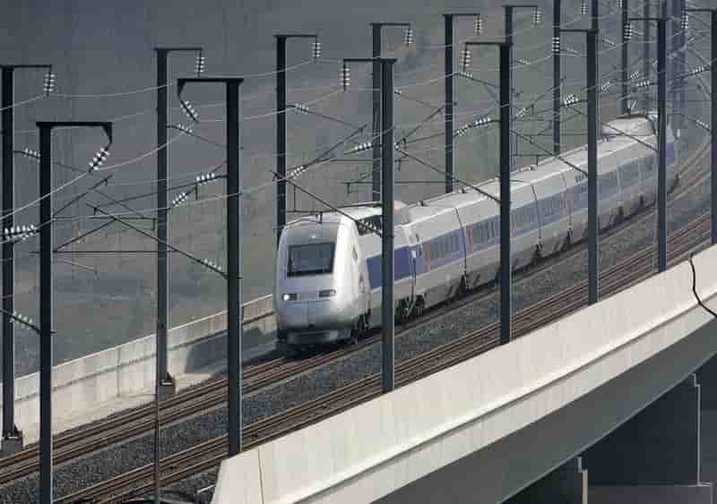 Paris-strasbourg en moins de deux heures