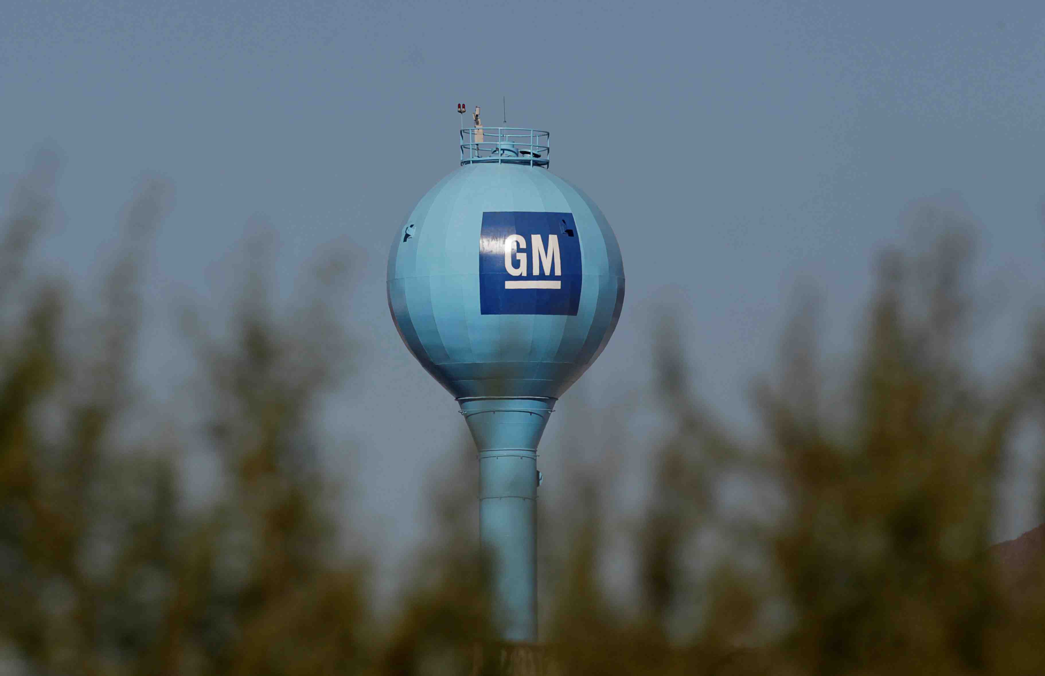 General motors prevoit de vendre des suv grand format en chine