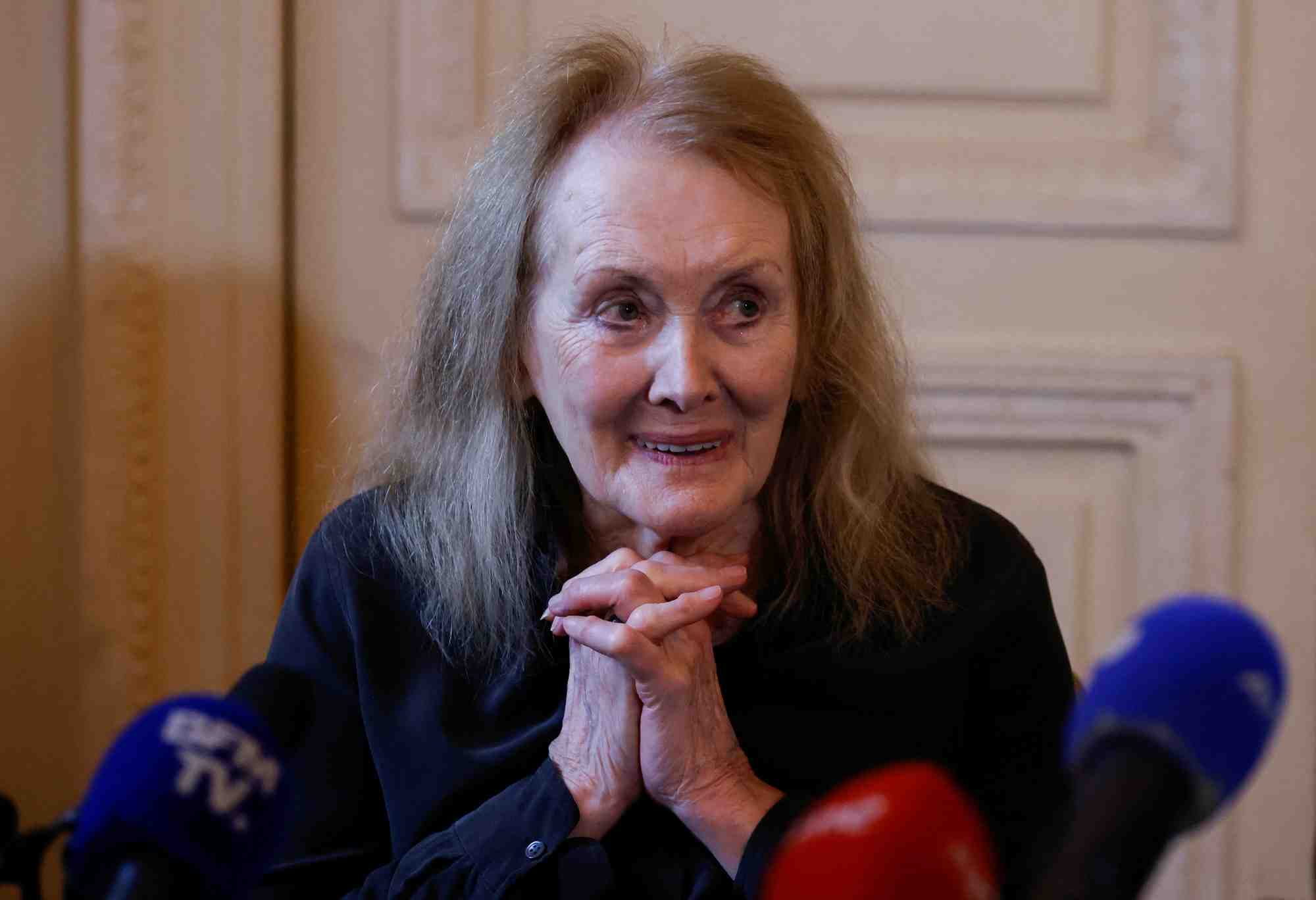 La derniere laureate du prix nobel de litterature, annie ernaux