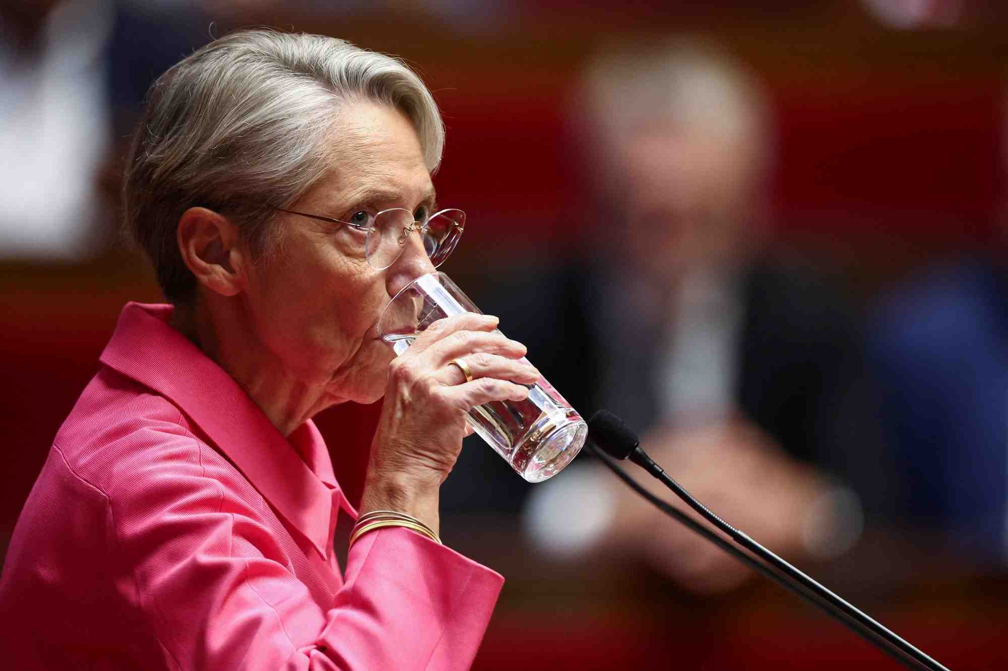 La premiere ministre francaise elisabeth borne