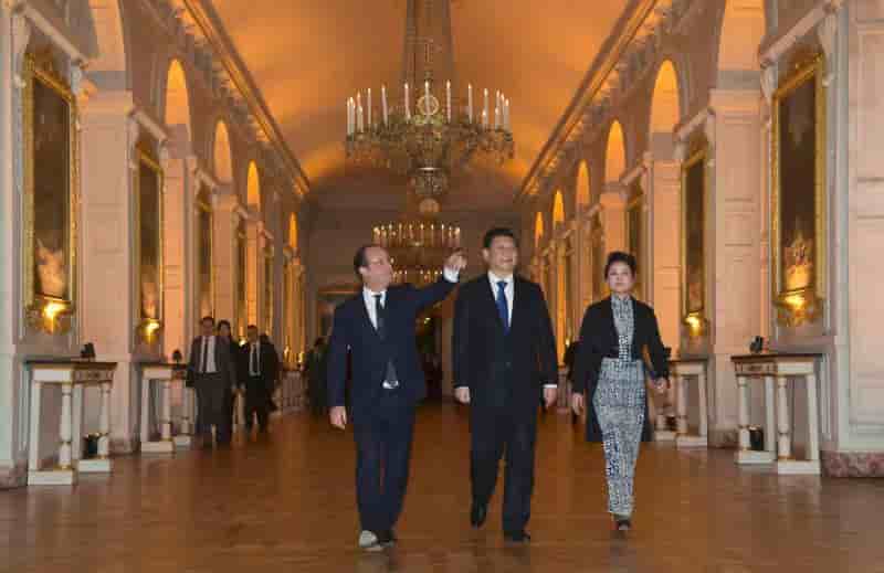 Une soirée franco-chinoise à Versailles clôt la visite de Xi
