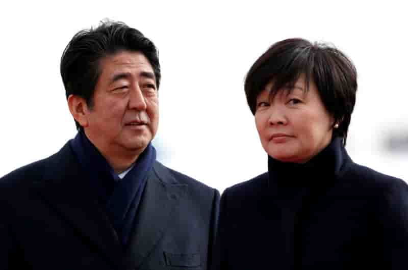 Japon: des references au pm effacees de documents suspects