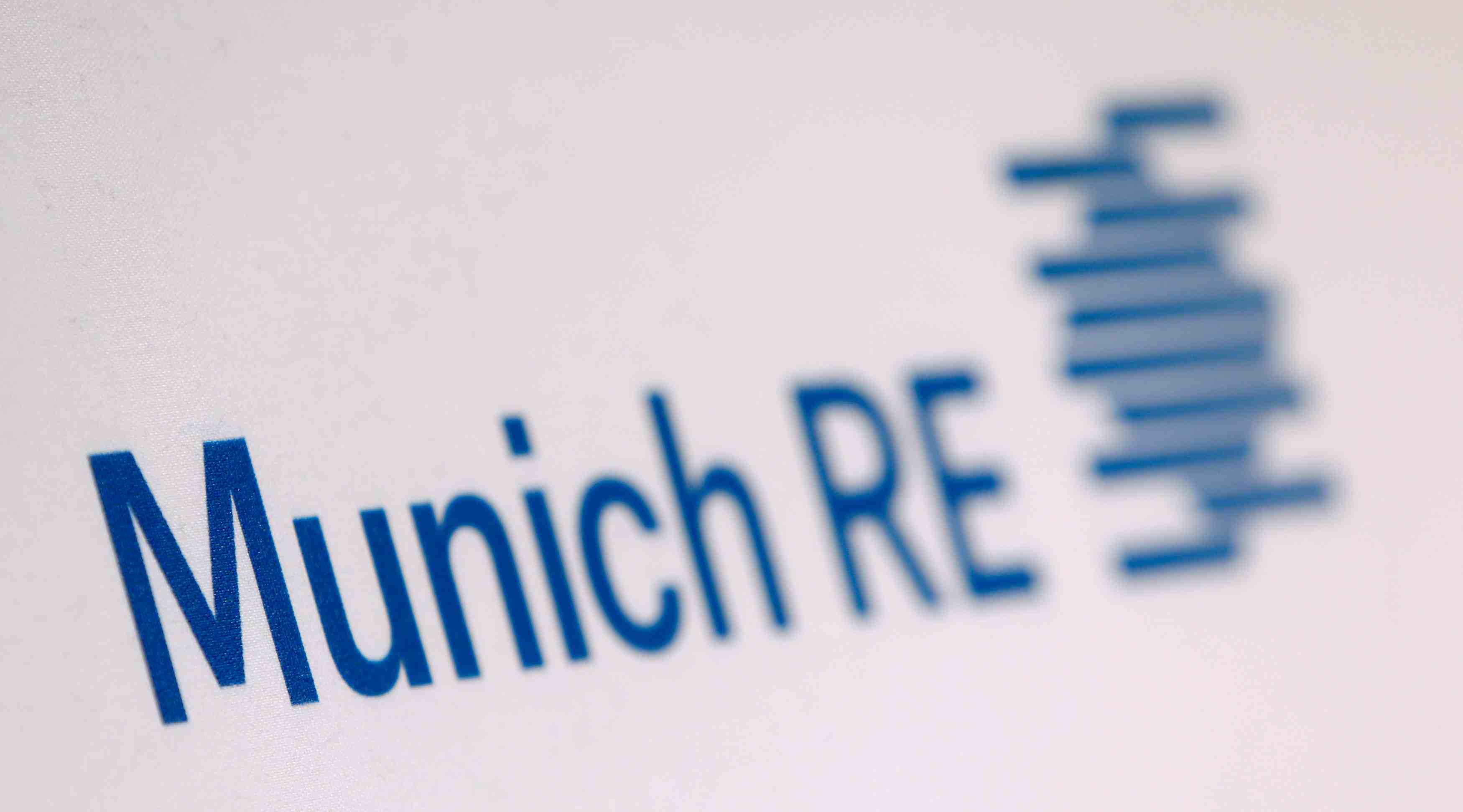 Munich re releve son dividende malgre le plongeon du profit au 4e trimestre