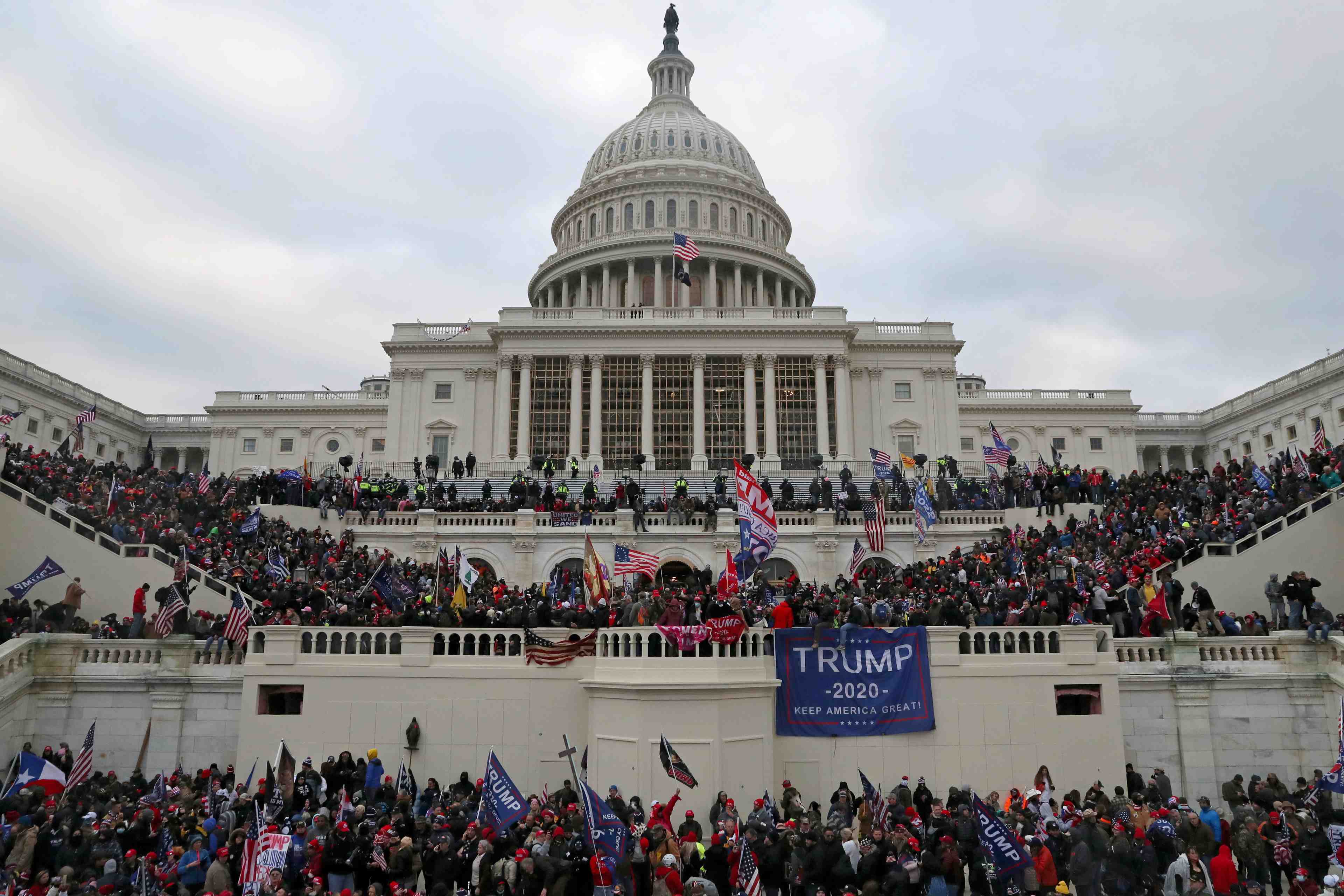 Destitution de trump: pas de consigne de vote pour les elus republicains
