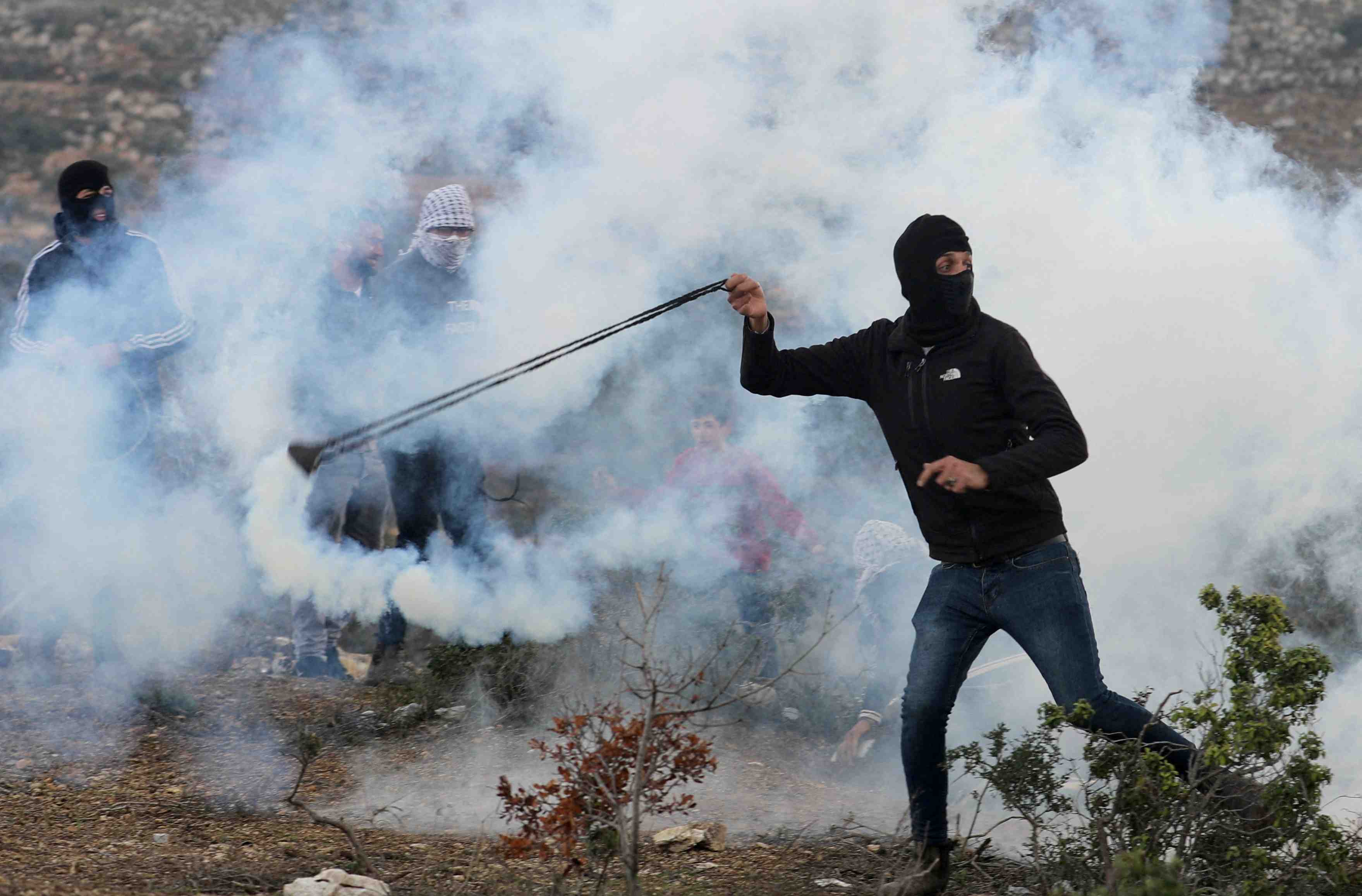 Un palestinien abattu par les forces de securite israeliennes en cisjordanie