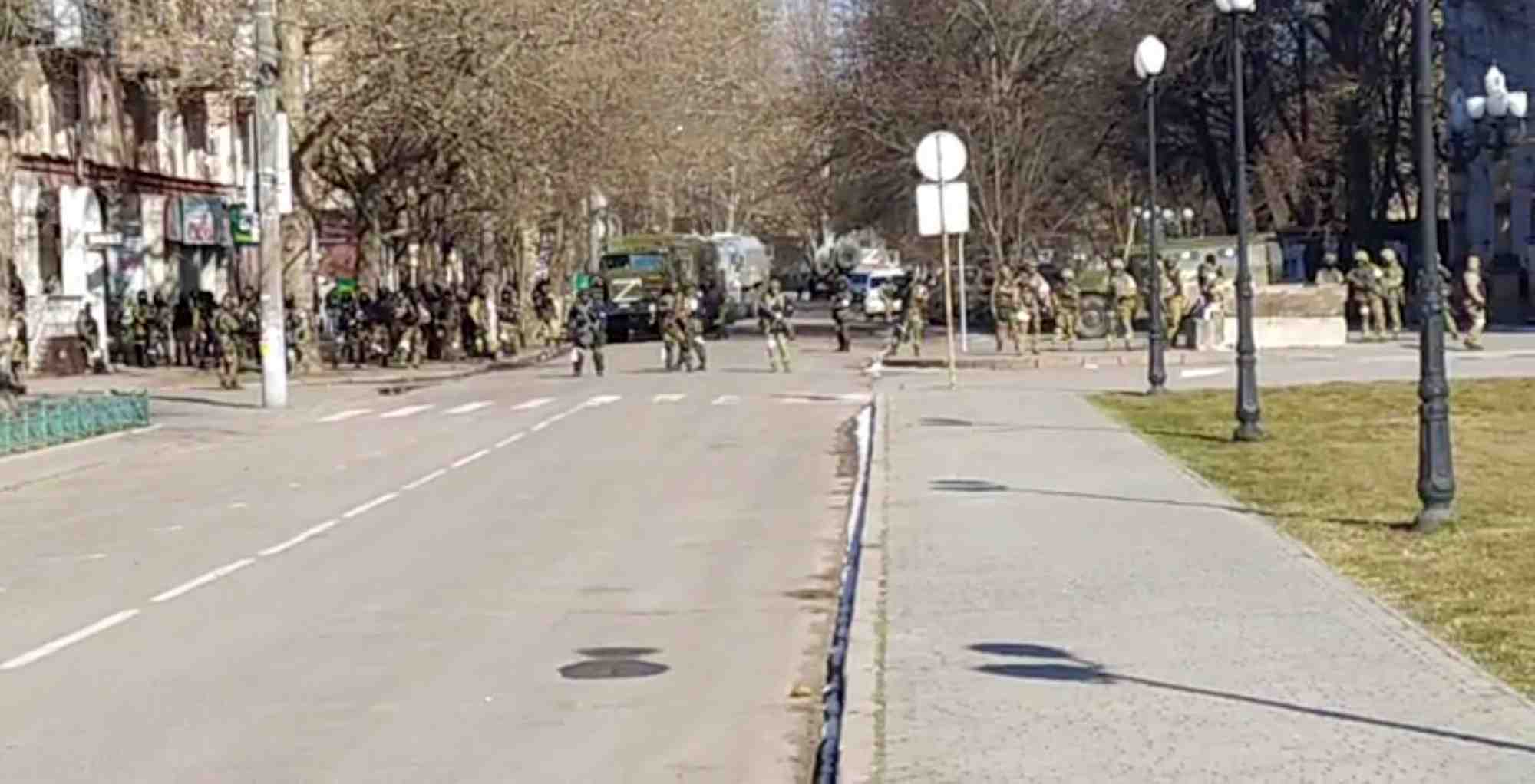 Six civils tues dans une ville ukrainienne controlee par les russes, selon tass