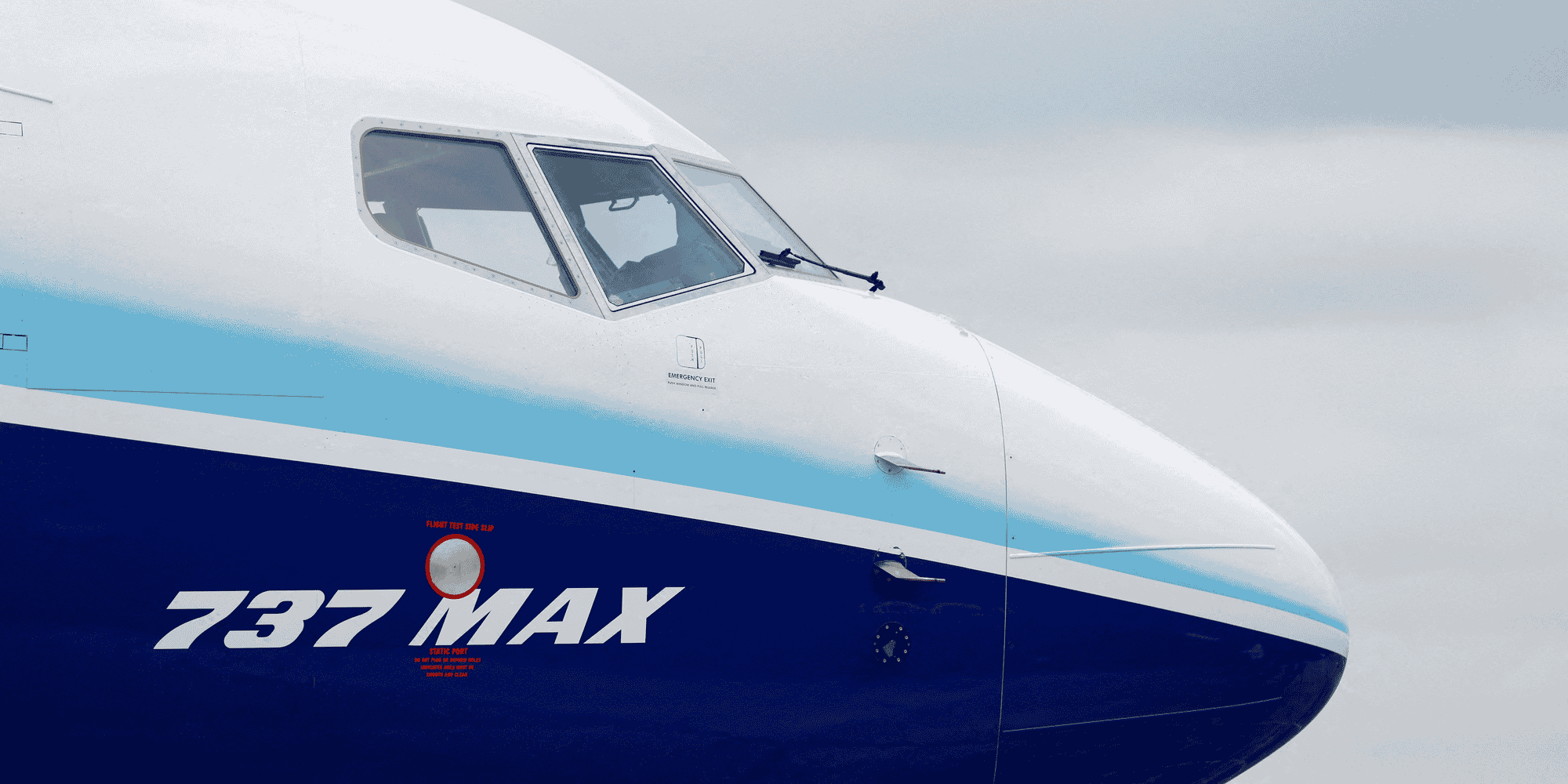 Les compagnies Alaska Airlines et United Airlines ont découvert de « nombreux » boulons mal vissés sur les portes-bouchon de leurs 737 MAX-9.