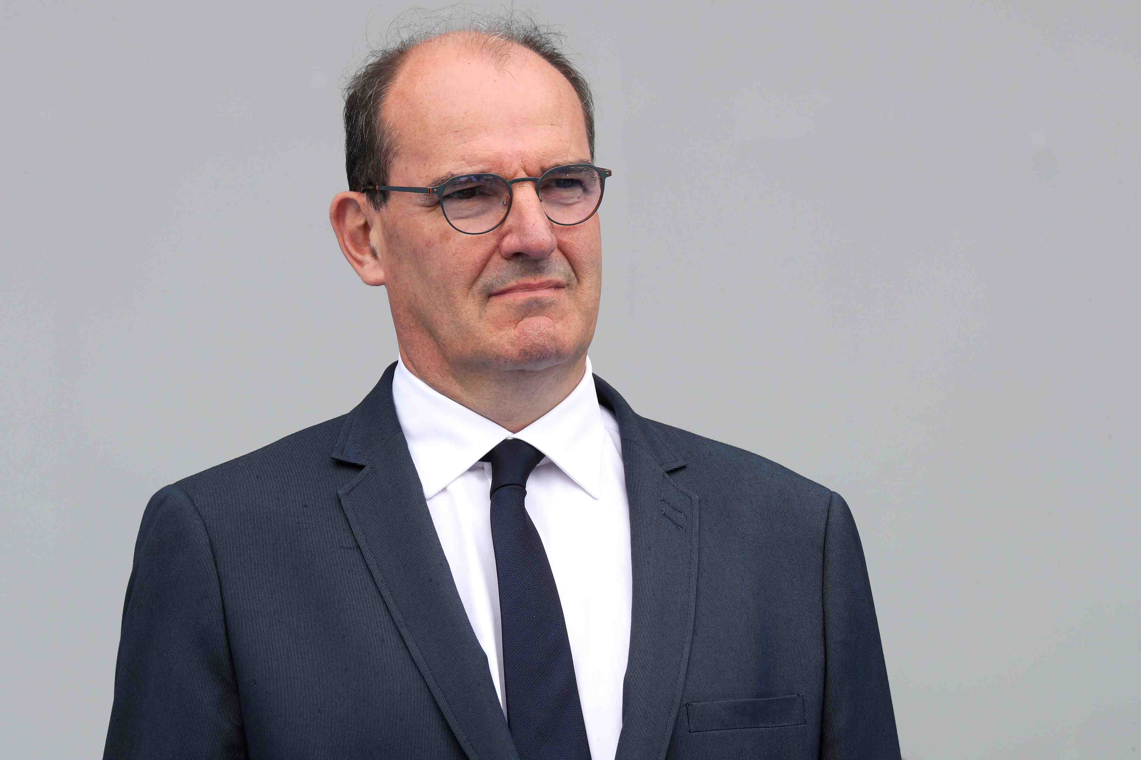 France: castex promet des moyens supplementaires pour la justice